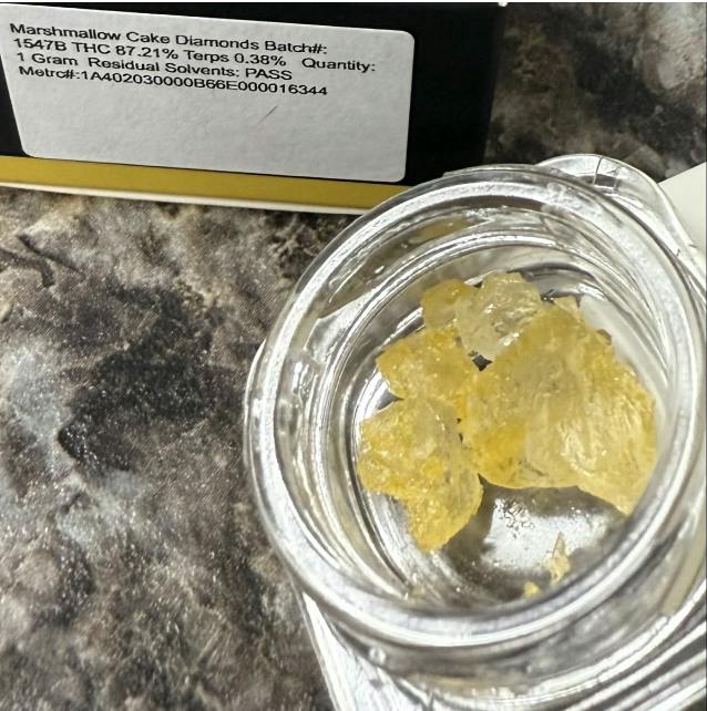 Marshmallow Cake (ind) | Diamonds | 87.21%THC | 0.38%Terp | Choice Extracts