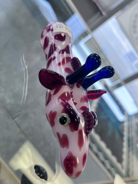Hand Blown Glass Giraffe Pipe at Lake Smoke Farm