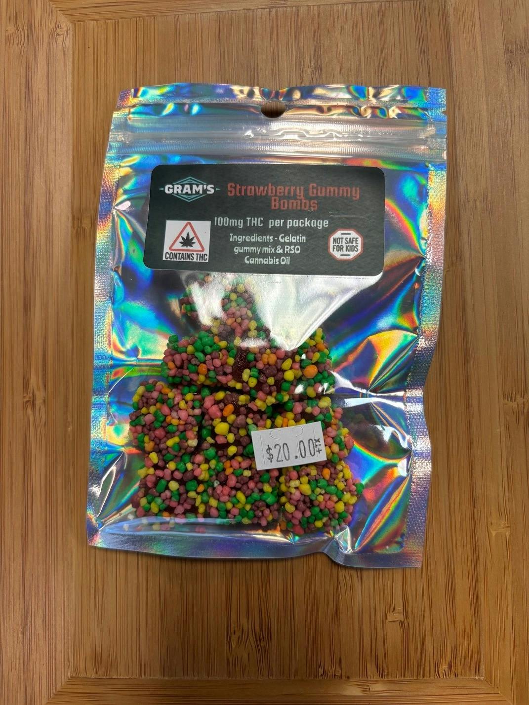 Strawberry Gummy Bombs 100mg
