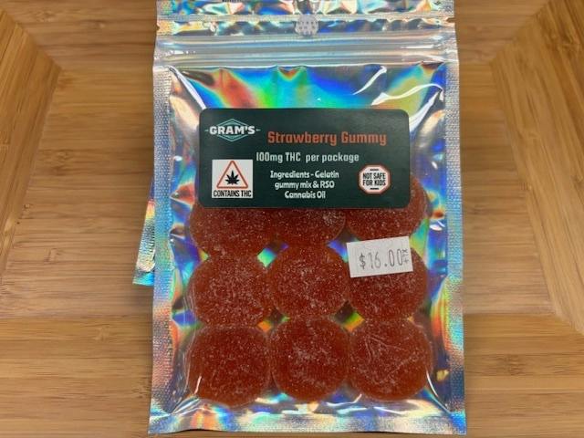 Strawberry Gummies 100mg at Lake Smoke Farm