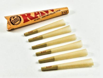 1 1/4 Size Classic Cones | Rolling Papers | Accessories | 6pk