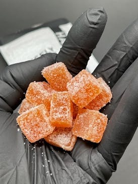 Wisely Edibles - Hash Chews (Strawberry Mango) (30mg squares/300mg package Live Rosin)