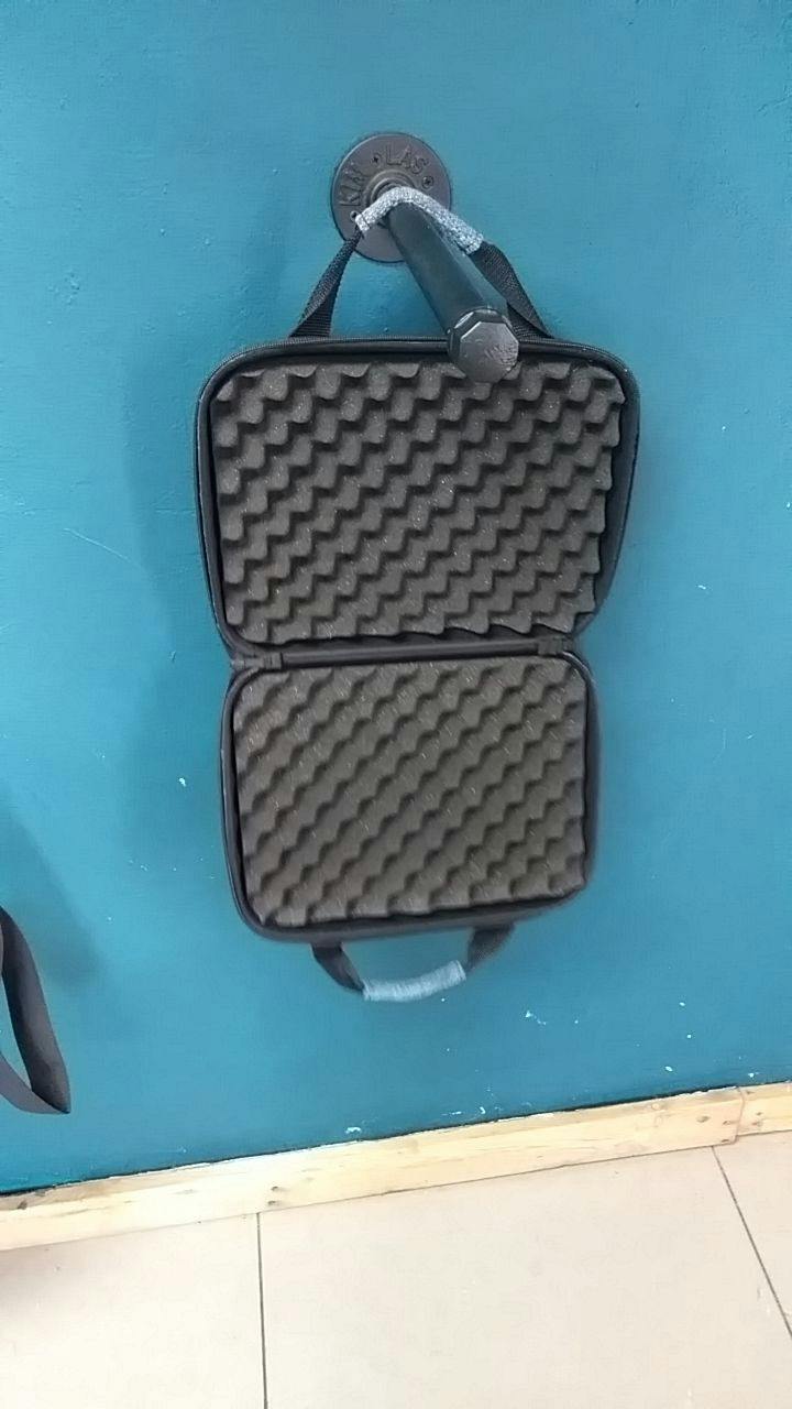 Skunk 10x9 Case