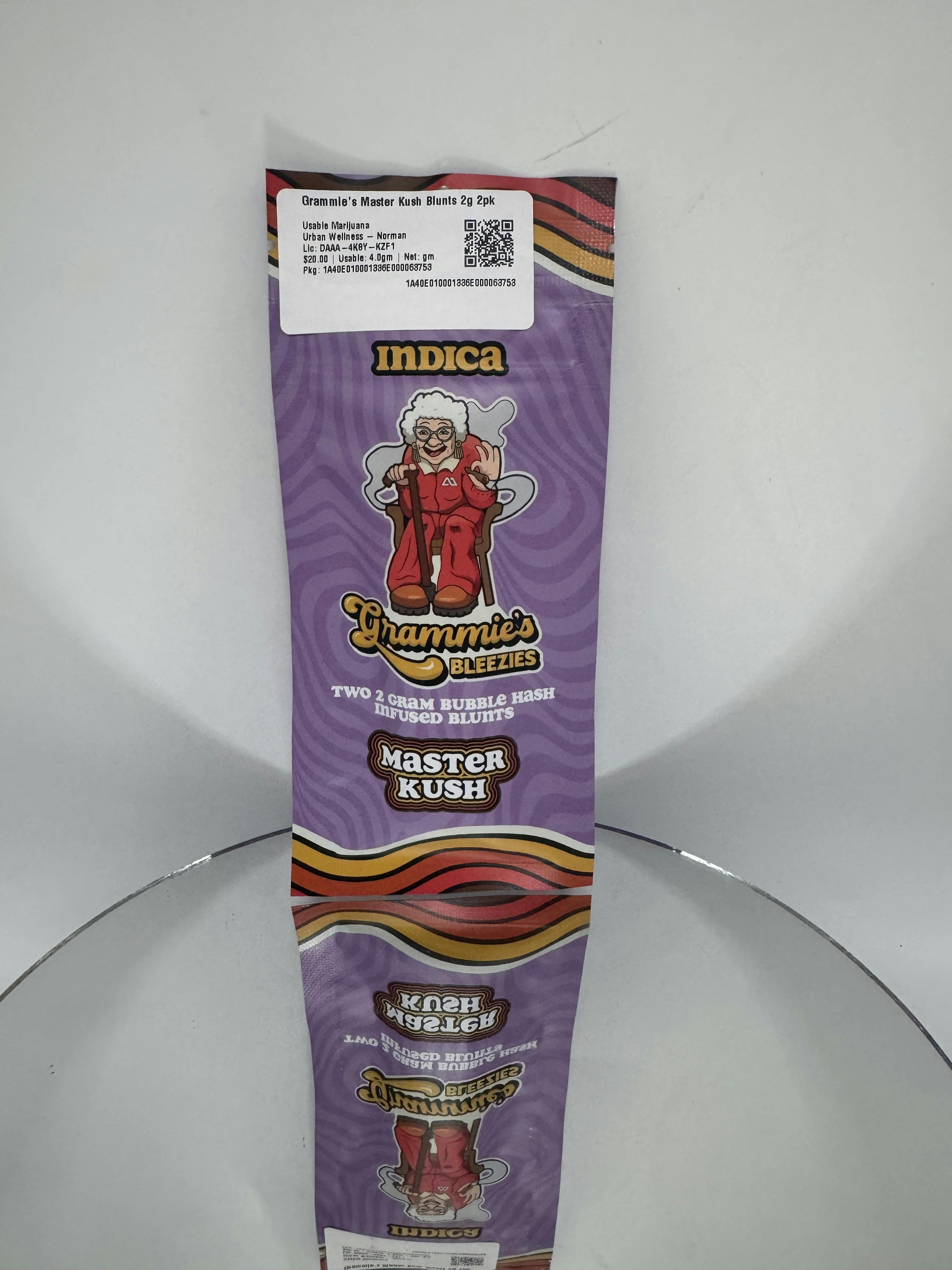 Grammie's Bleezies Bubble Hash Infused Blunts 2pk Master Kush Blunts 2g 2pk