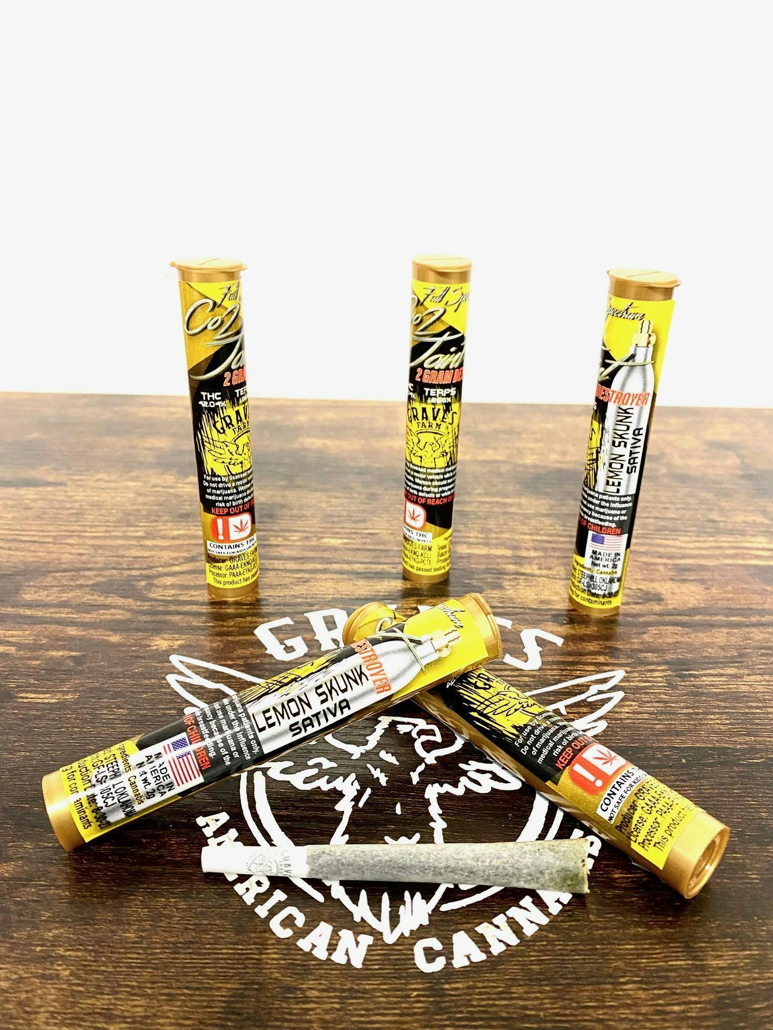 GRAVES CO2 Lemon Skunk 2g Preroll