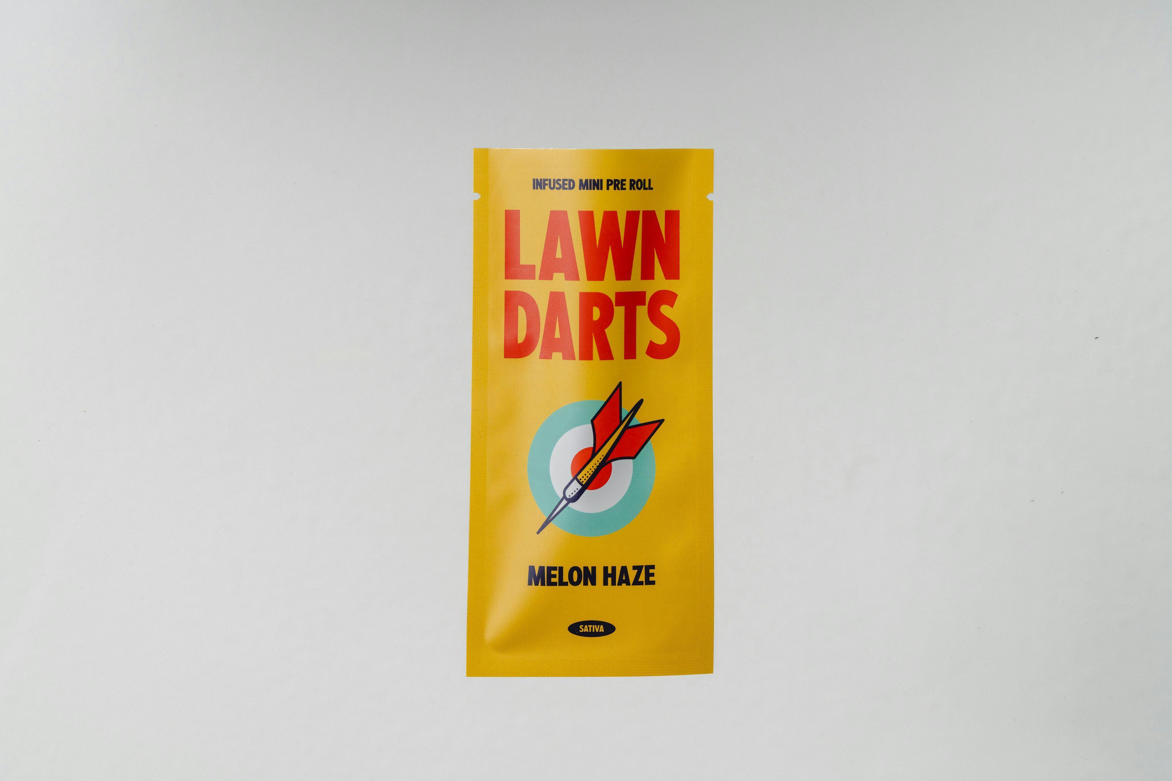Lawn Dart 0.7g Diamond Infused Preroll - Blackberry Lemonade (S)