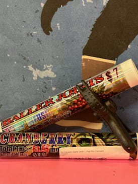 0.5g Cranberry Baller Joint