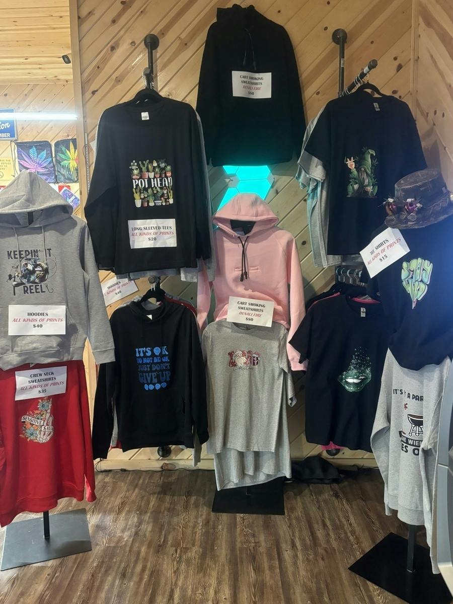 Laceys t shirts (is CONSIGNMENT ONLY)
