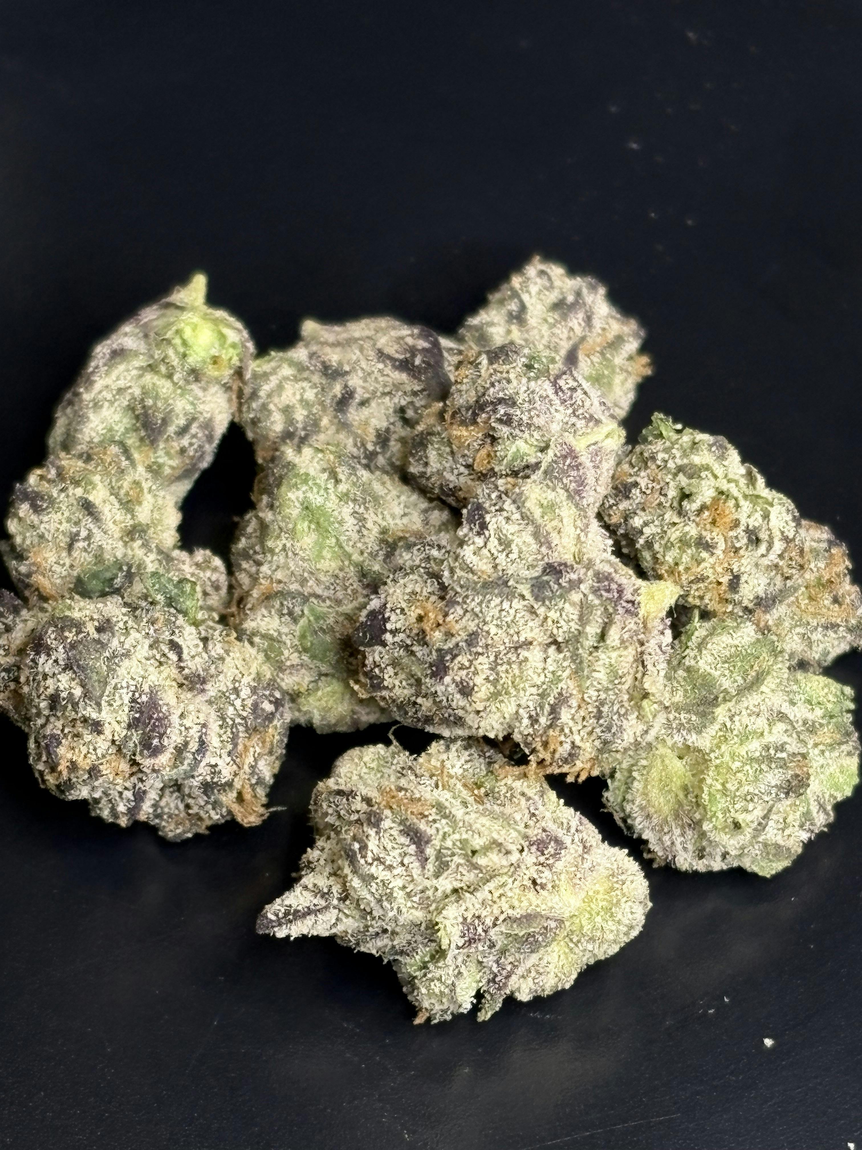 $10 3.5G AND $20 7G OF INDOOR FLOWER EVERYDAY!