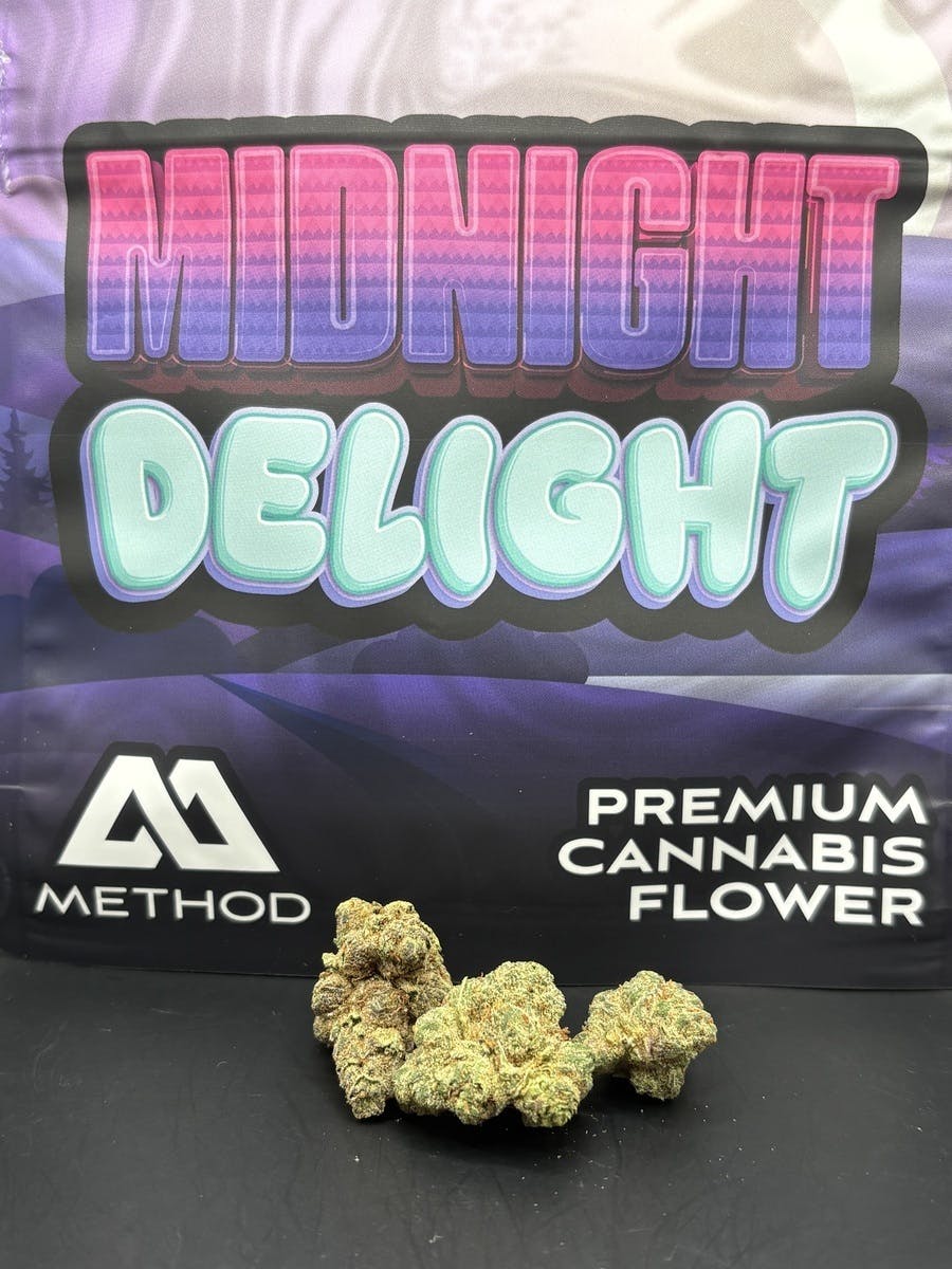 Method | Midnight Delight (PRE-PK 3.5g) | THC: 21.3% TERPS: 1.15% (Tax Included)