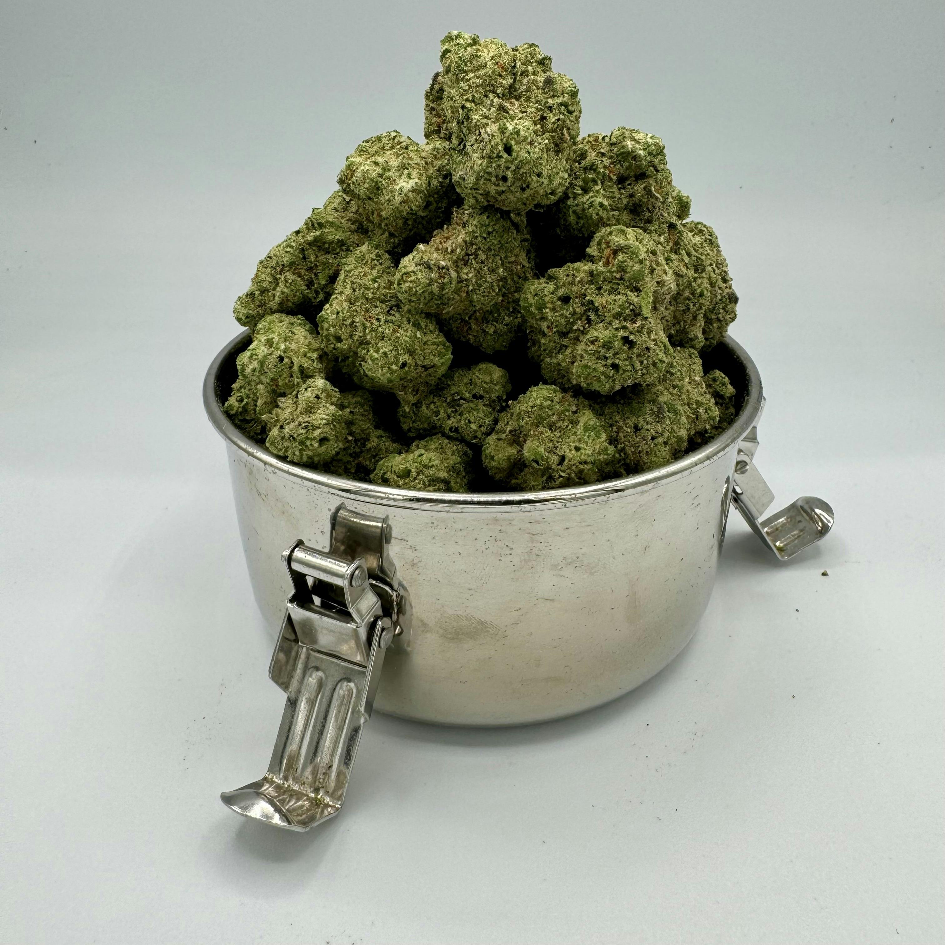➕MEDICAL CARD REQUIRED** Lilac OG SMALL BUDS (17.36%) - NAFH
