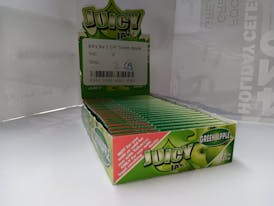 Juicy Jay 1 1/4 Papers - Green Apple