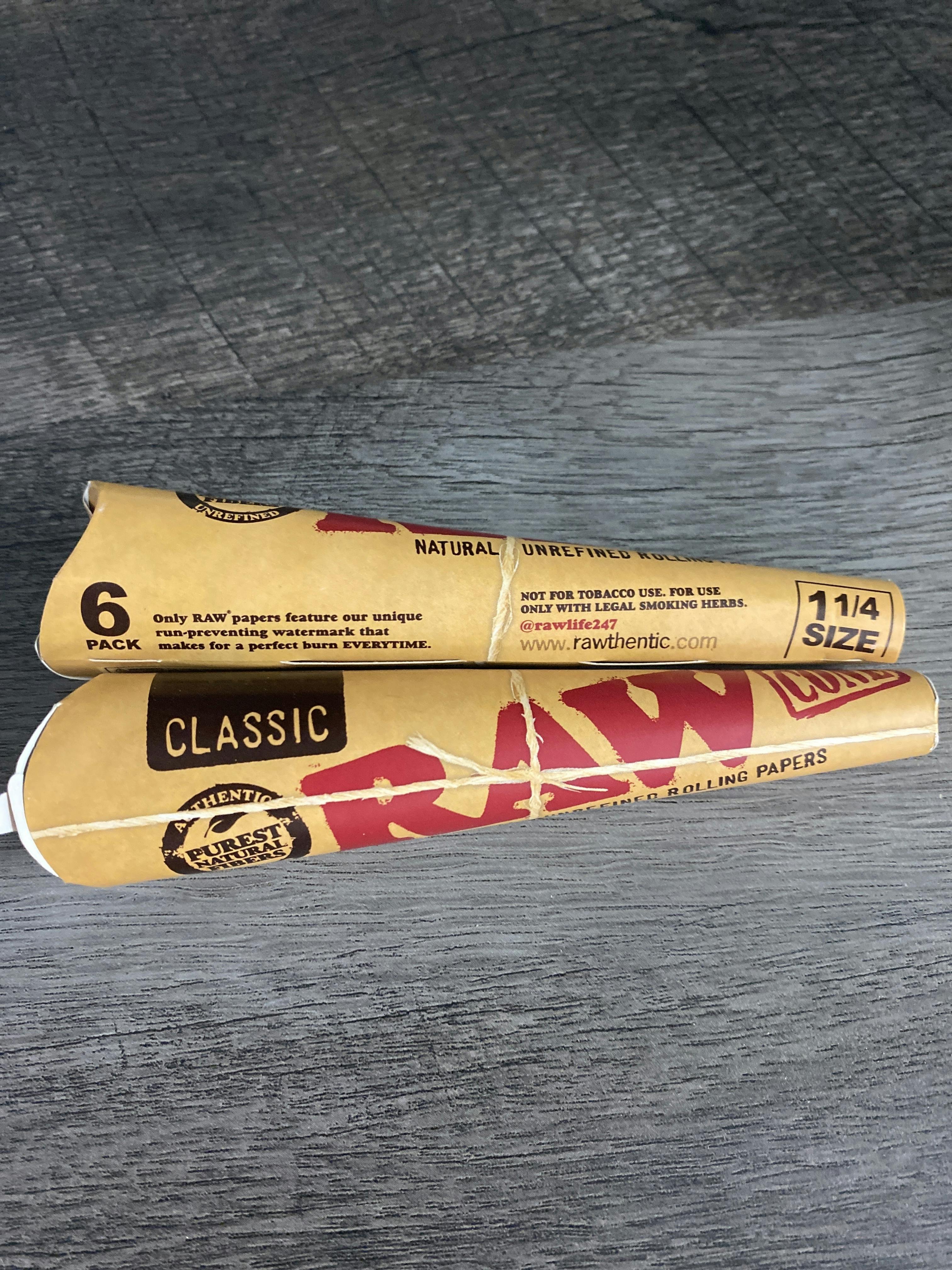 RAW Cones 6 Pack Size 1 1/4