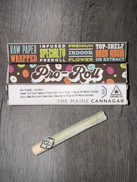 Burnt Toast Mini Donut ProRoll with Halle Berry Live Rosin by The Maine Cannagar Co.