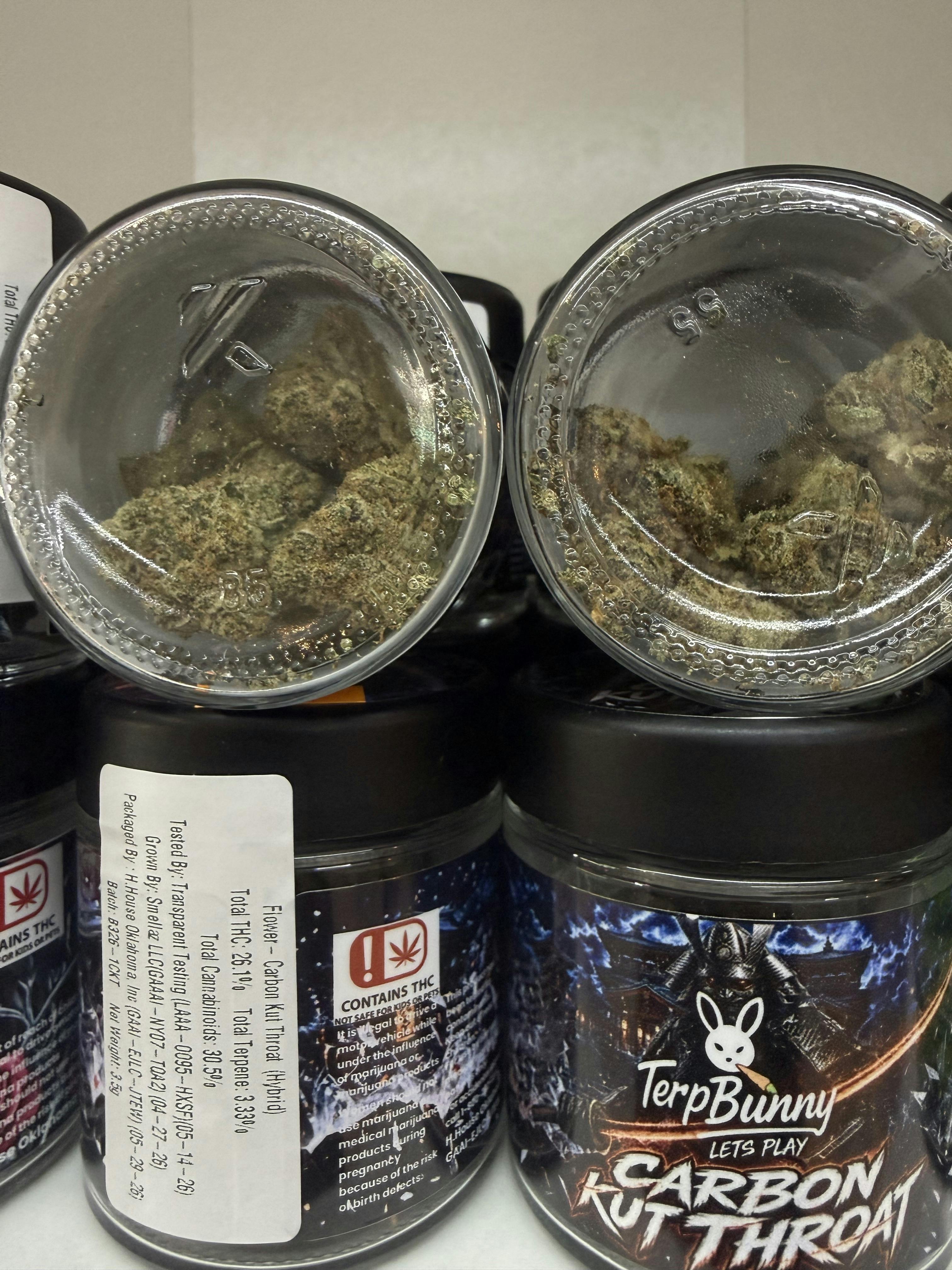 TerpBunny Lets Play | Flower | Carbon Kut Throat | Hybrid | 3.5g