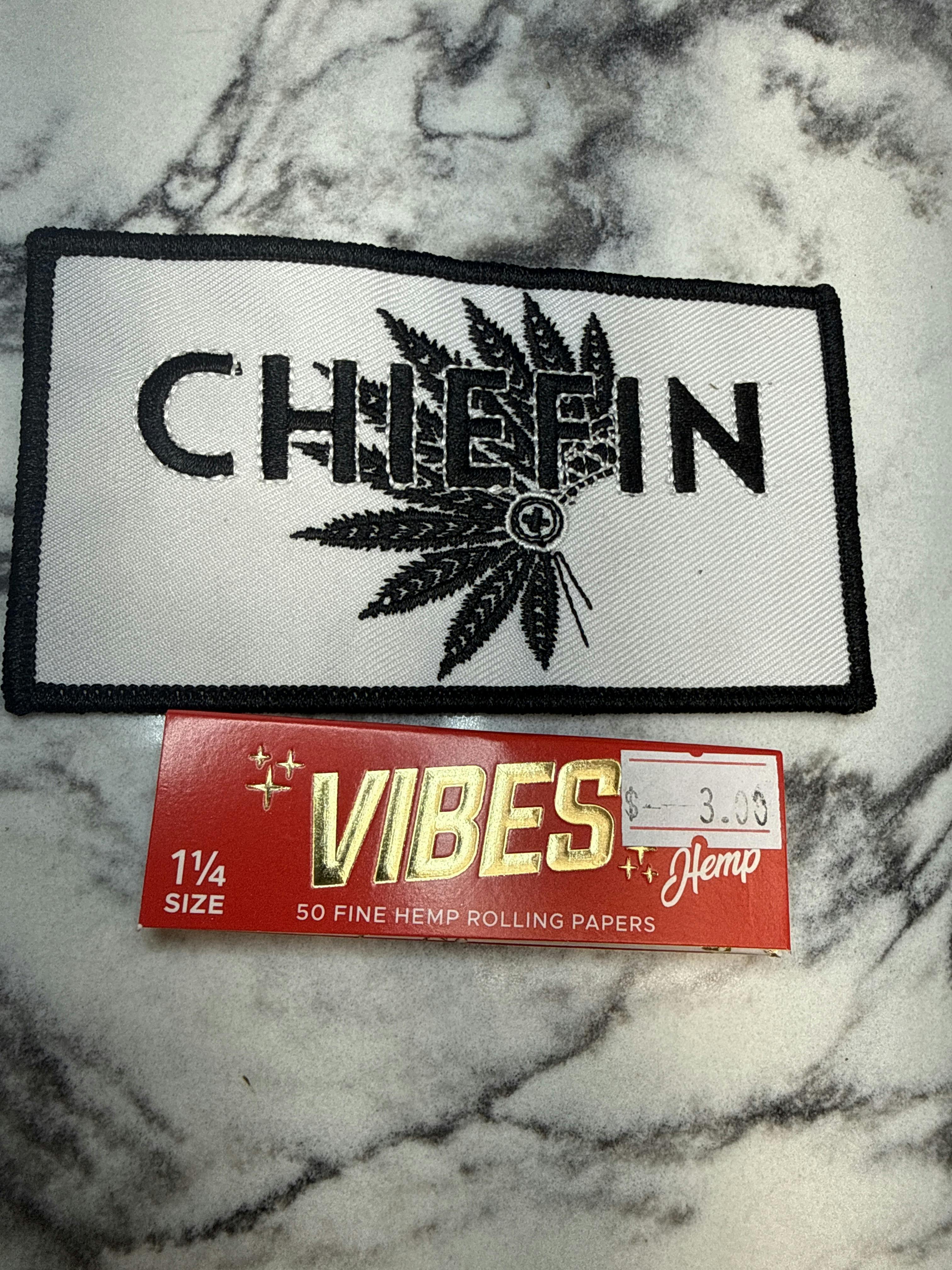 Vibes Rolling Papers 1.25" Hemp Papers (Red) *21 + NO MED CARD NEEDED*