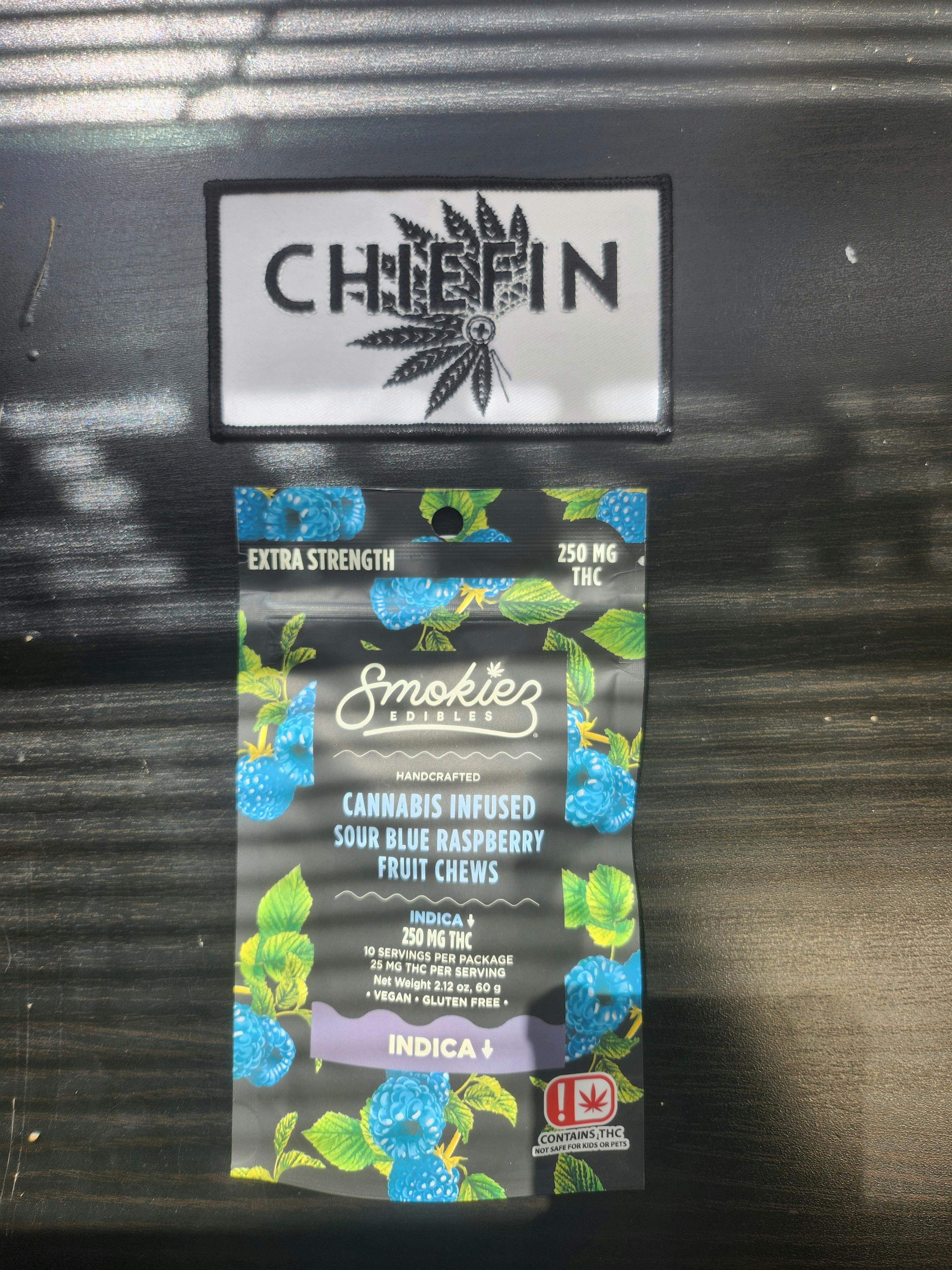 Smokiez Sour Blue Raspberry Indica 250mg THC Fruit Chews