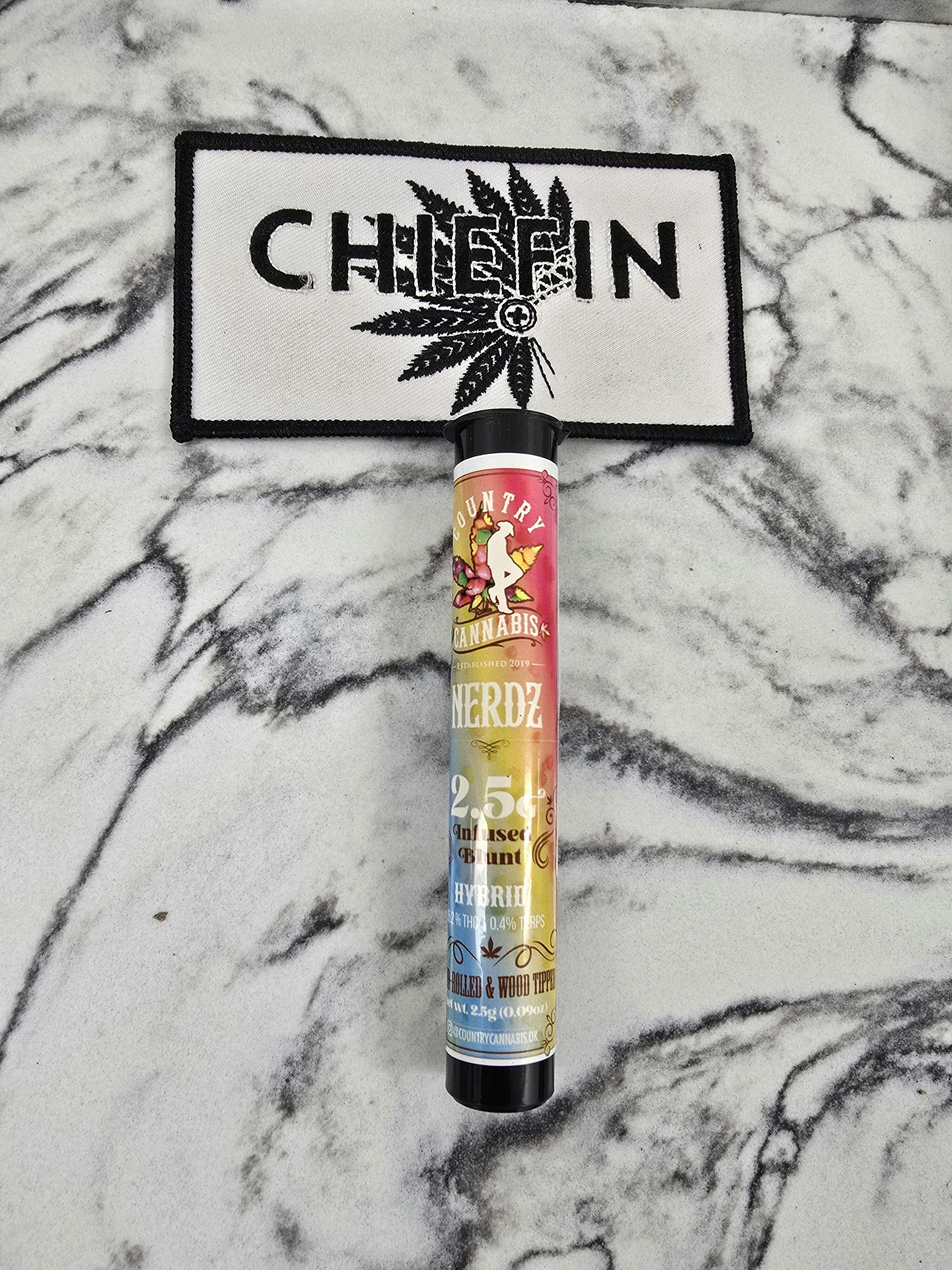 Country Cannabis - Country Cannabis - Infused Blunt - Nerdz H - 2.5g