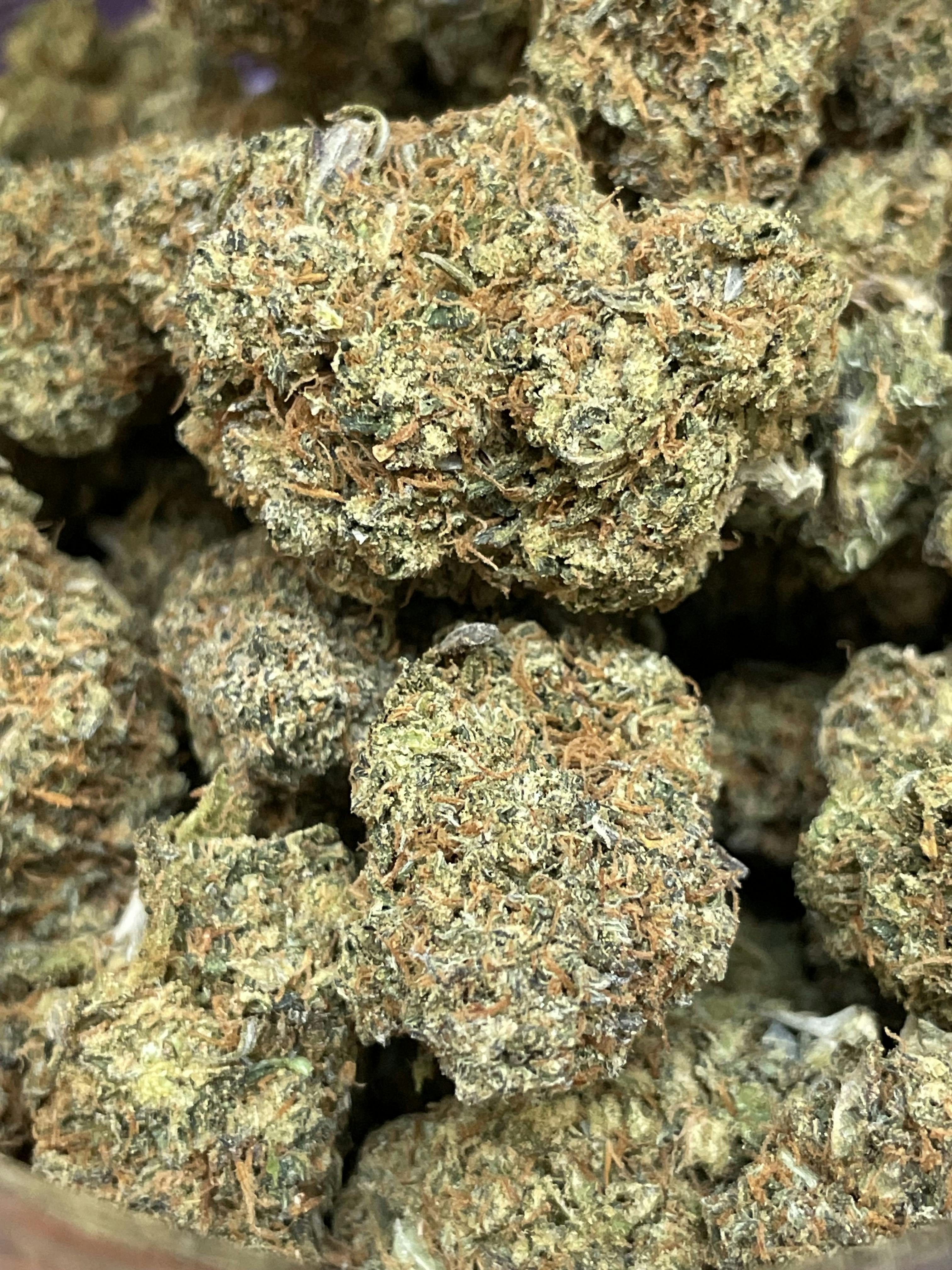 Mandarin Cookies - 23.56% | 2.31% Terps | 70% Sativa | $75
