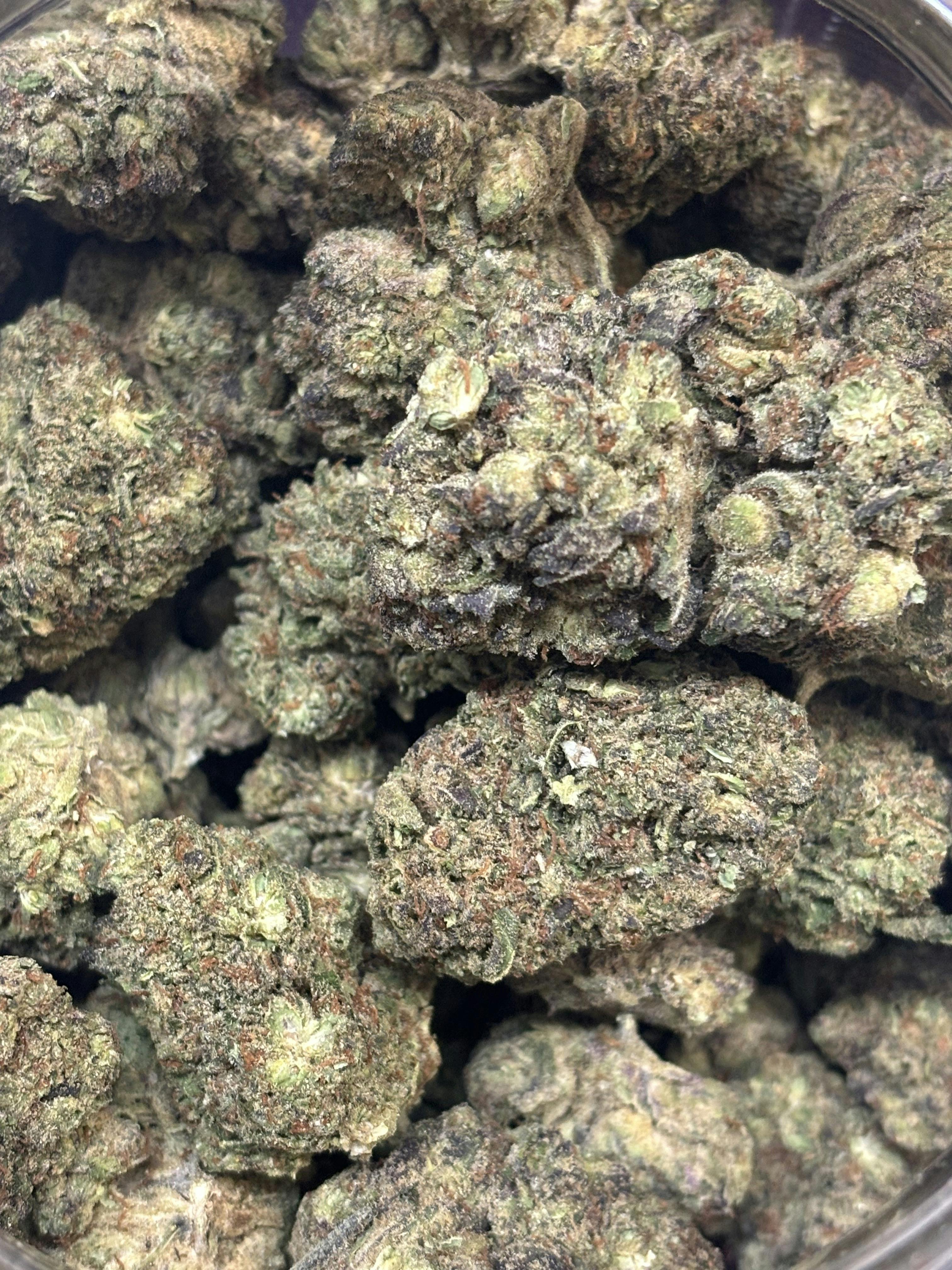 MAC 1 | 31% | 4.07% Terps | .23% CBG | .24% CBD
