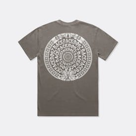 BACKPACKBOYZ - CALENDAR TEE FADED GREY (2XL)
