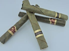 GRAPE APE #5 HAZE 2g King Palm Cannagar-POMEGRANATE FLAVOR