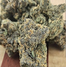 **SPECIALTY SALE** ALIEN BOO-BERRY BANANA OG *Super FIRE* By 2 FAT CATS ORGANICS