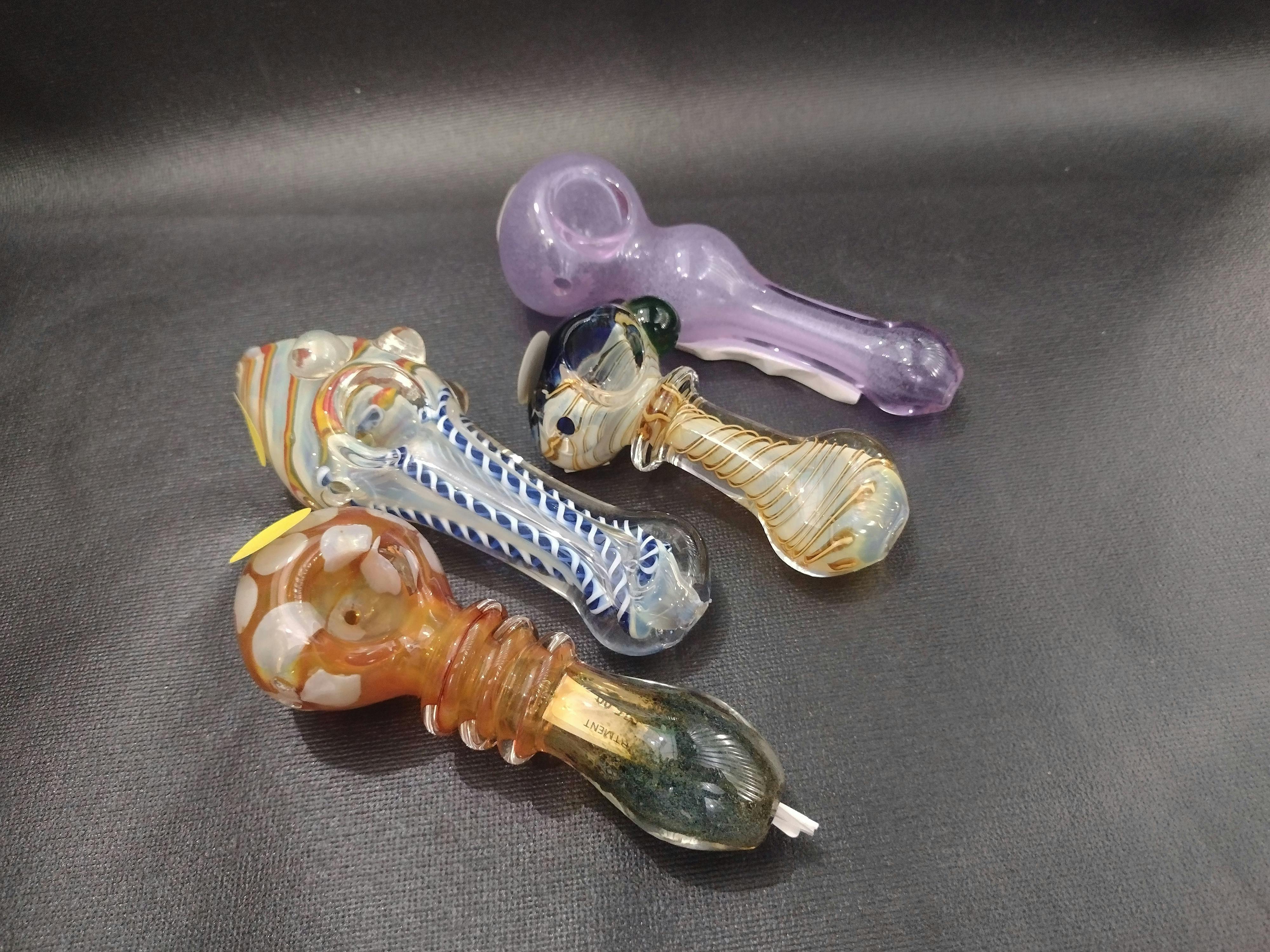 $15.00 5" Glass Hand Pipe