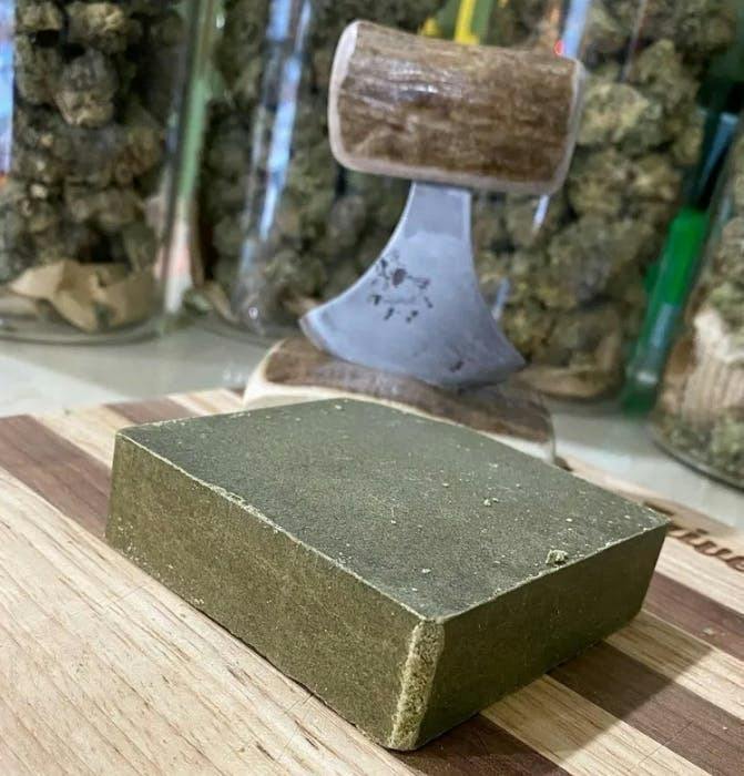 Cream Cake | Old School Hash | By Kreative Konfections