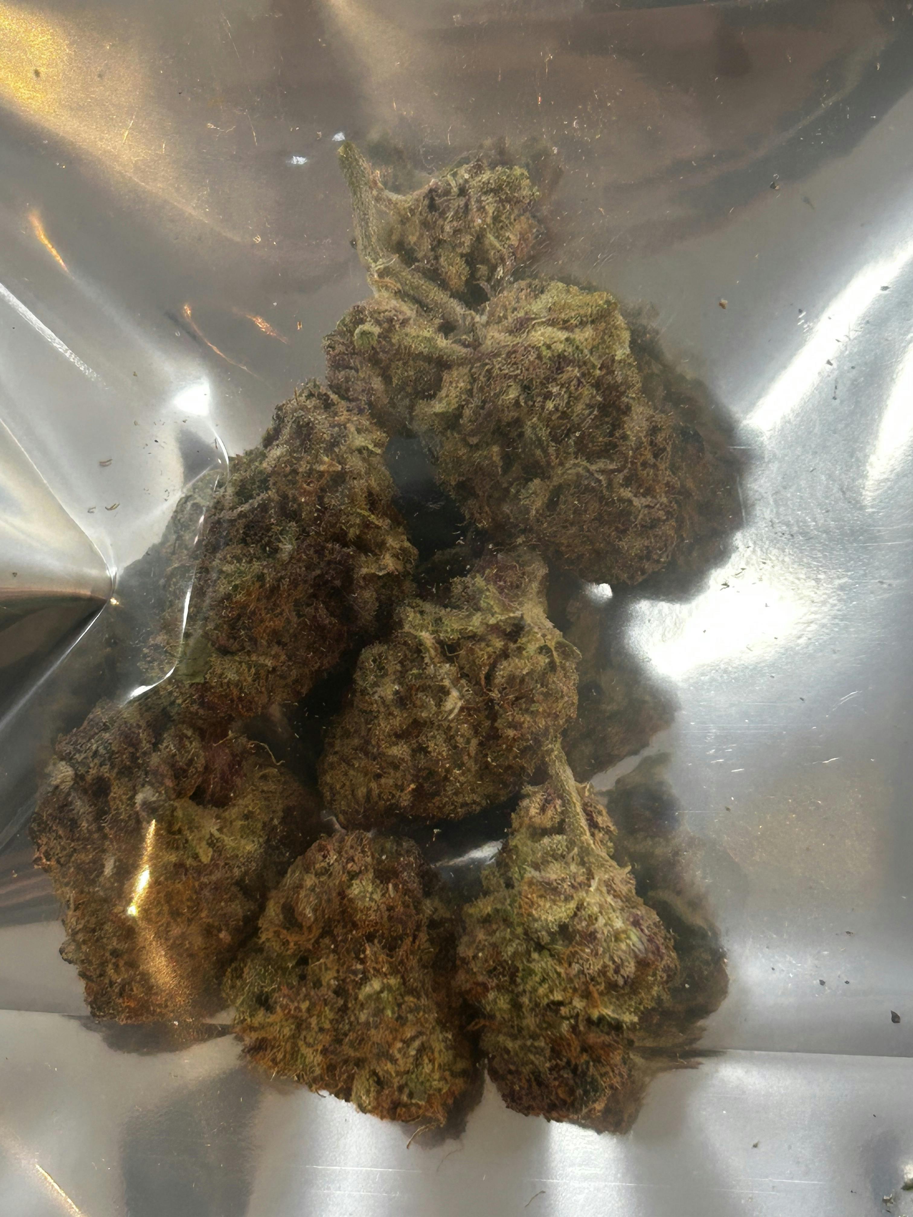 Dulce de Fresa x Deep Space - 1/8