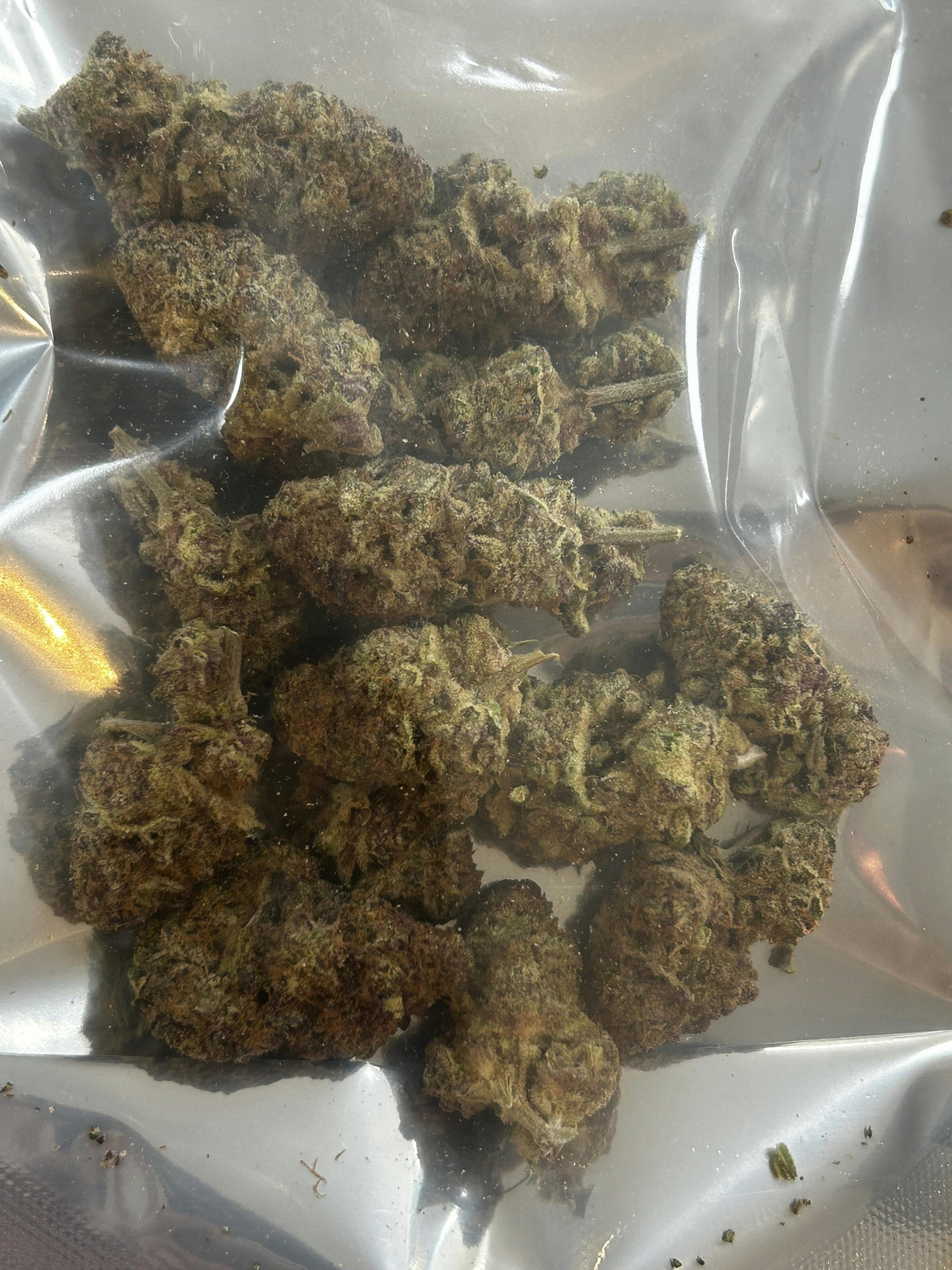 Dulce De Fresa x Deep Space - 1/2