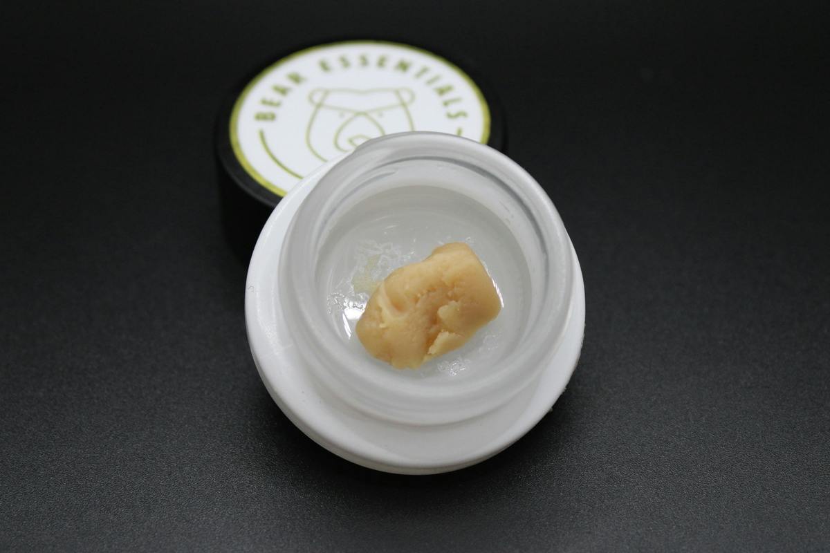 Bear Essentials - Kush Mints - 1G Live Rosin Batter Concentrate