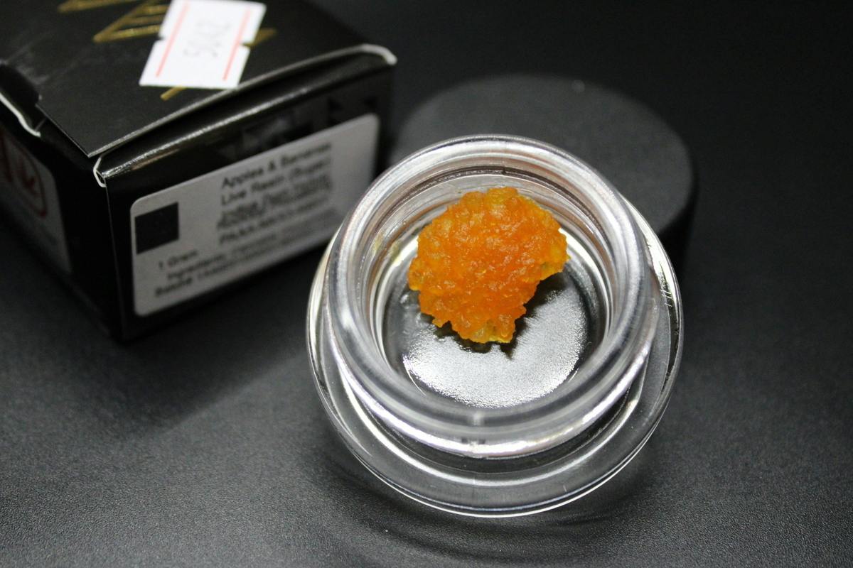 White Mousse - Apples & Bananas - 1G Live Resin Sugar (10G/$86.20)