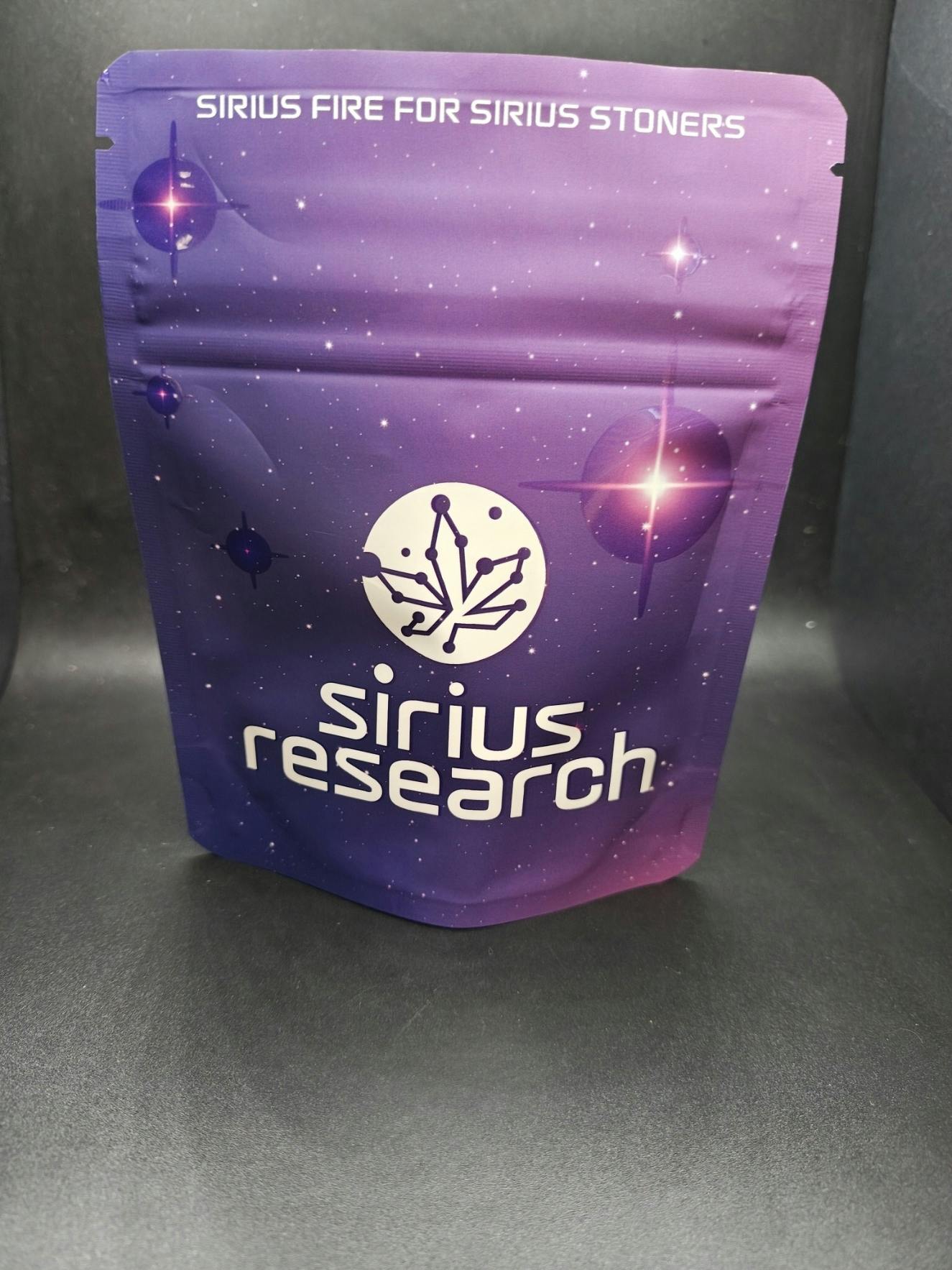 White Wedding | Big Buds | 3.5g by SIRIUS RESEARCH LLC