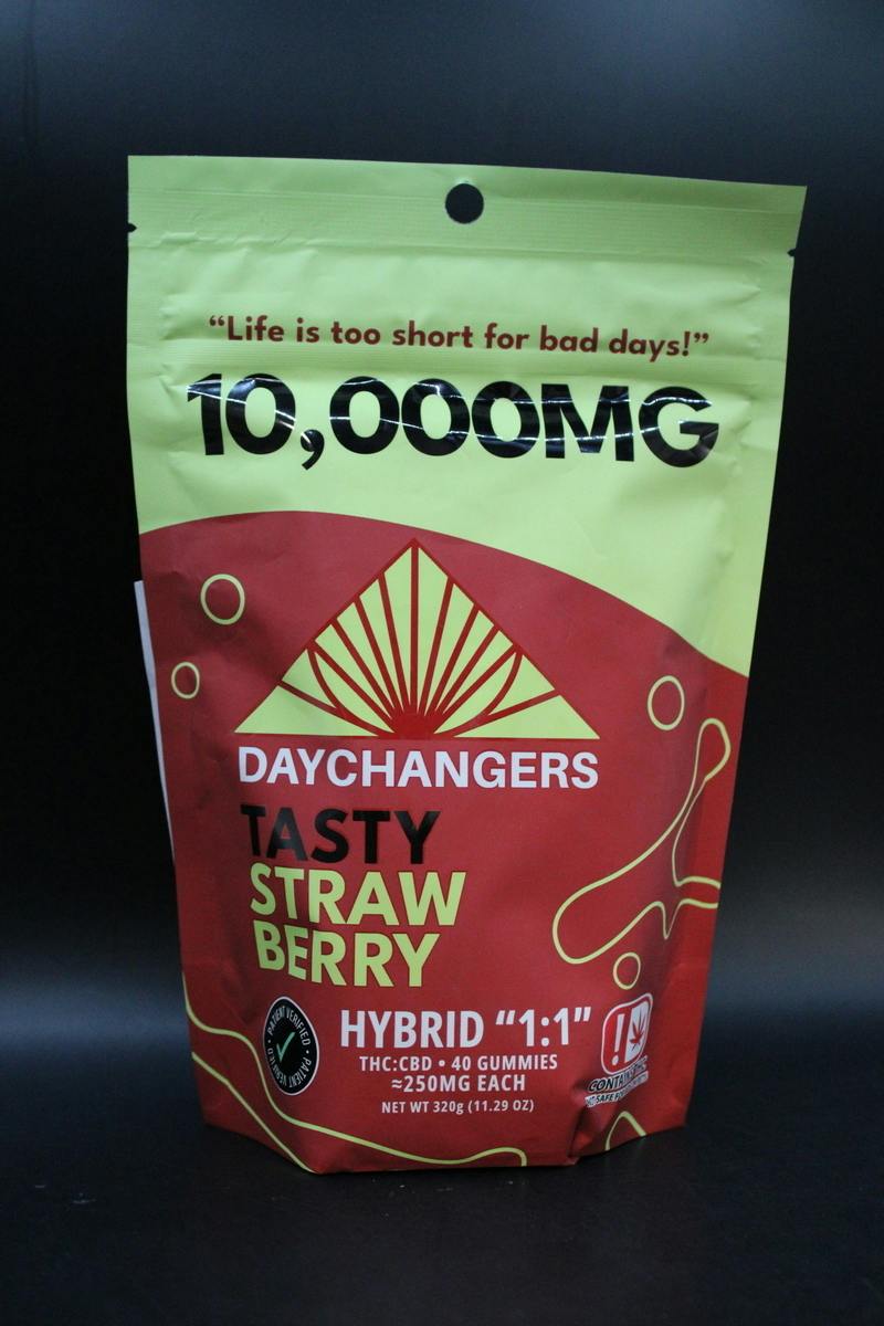 Day Changers - Strawberry - 10,000MG Hybrid Gummies