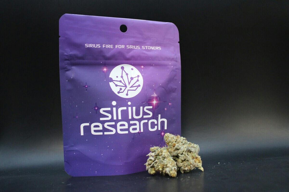 Luxor | Big Buds | 3.5g by SIRIUS RESEARCH LLC