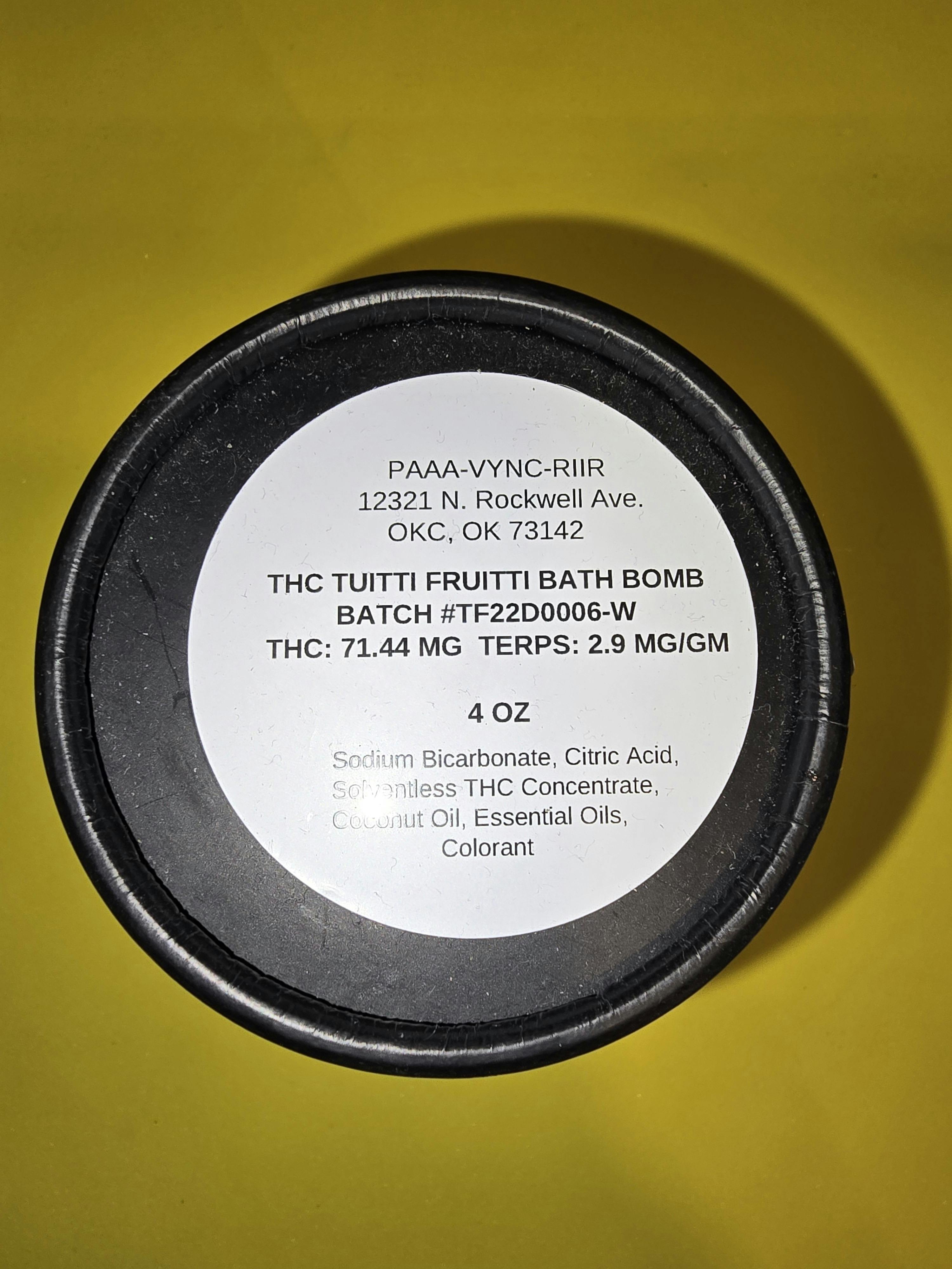 788 - Tuitti Fruitti Bath Bomb