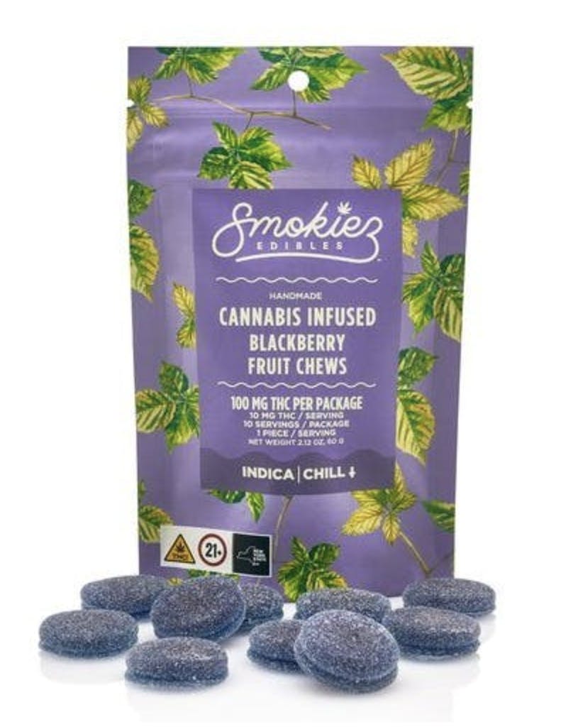 Smokiez Blackberry INDICA 100mg THC Fruit Chews - CA