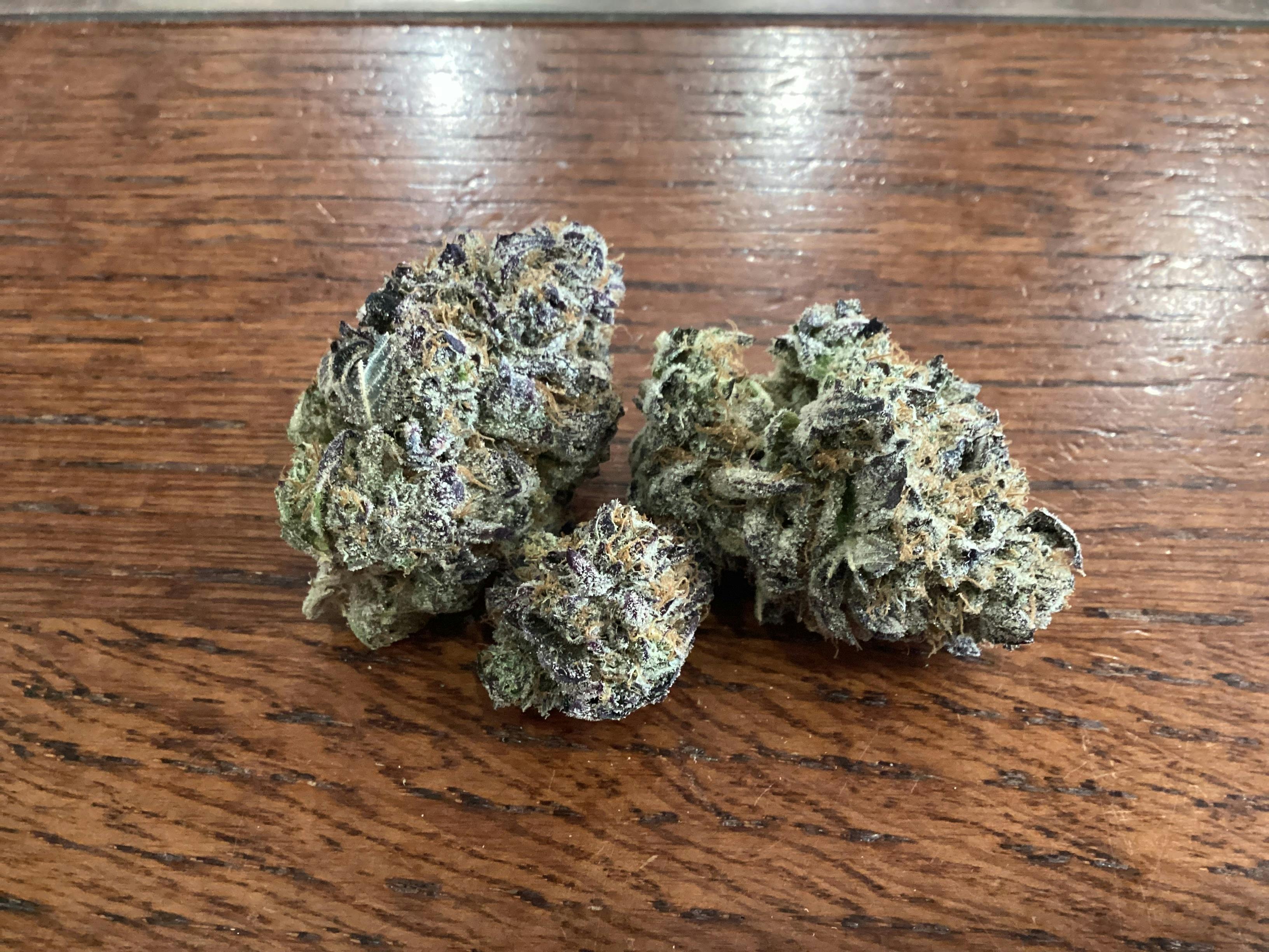 The Frost Factory | Garlic Cream
