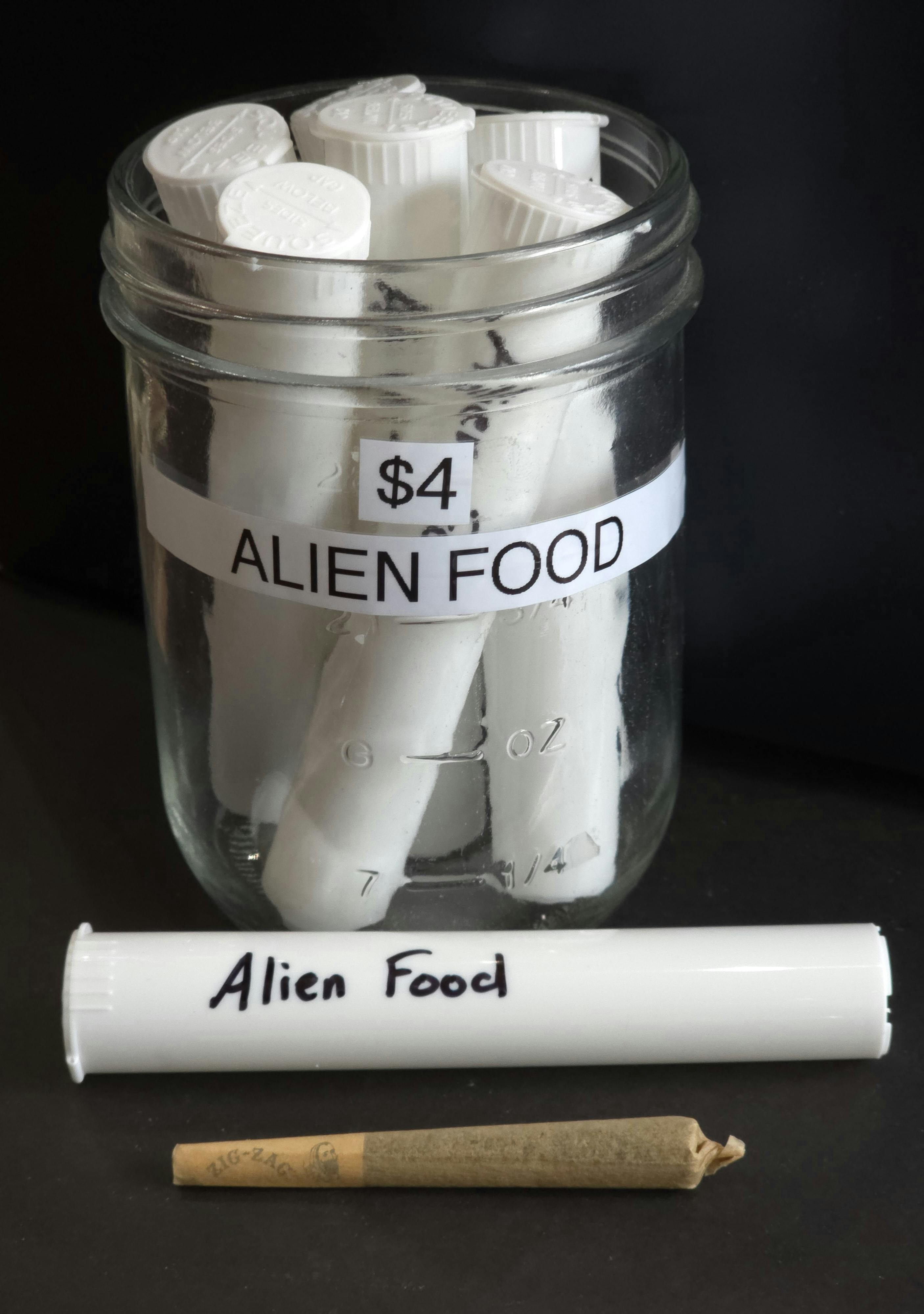 Alien Food Dogwalker | Hillside Farms | .5 Gram Pre Rolled Flower at The Frost Factory