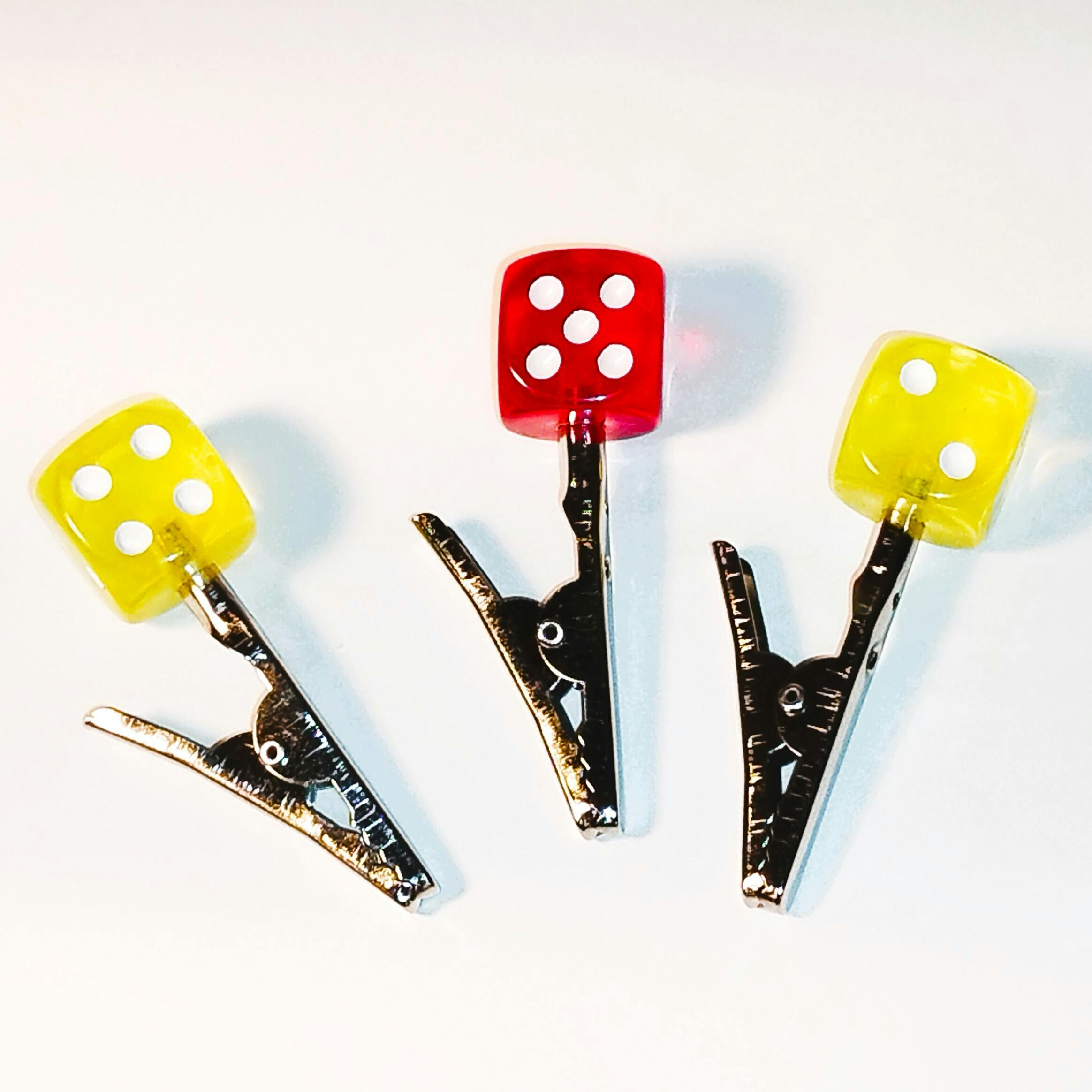 Dice Roach Clip