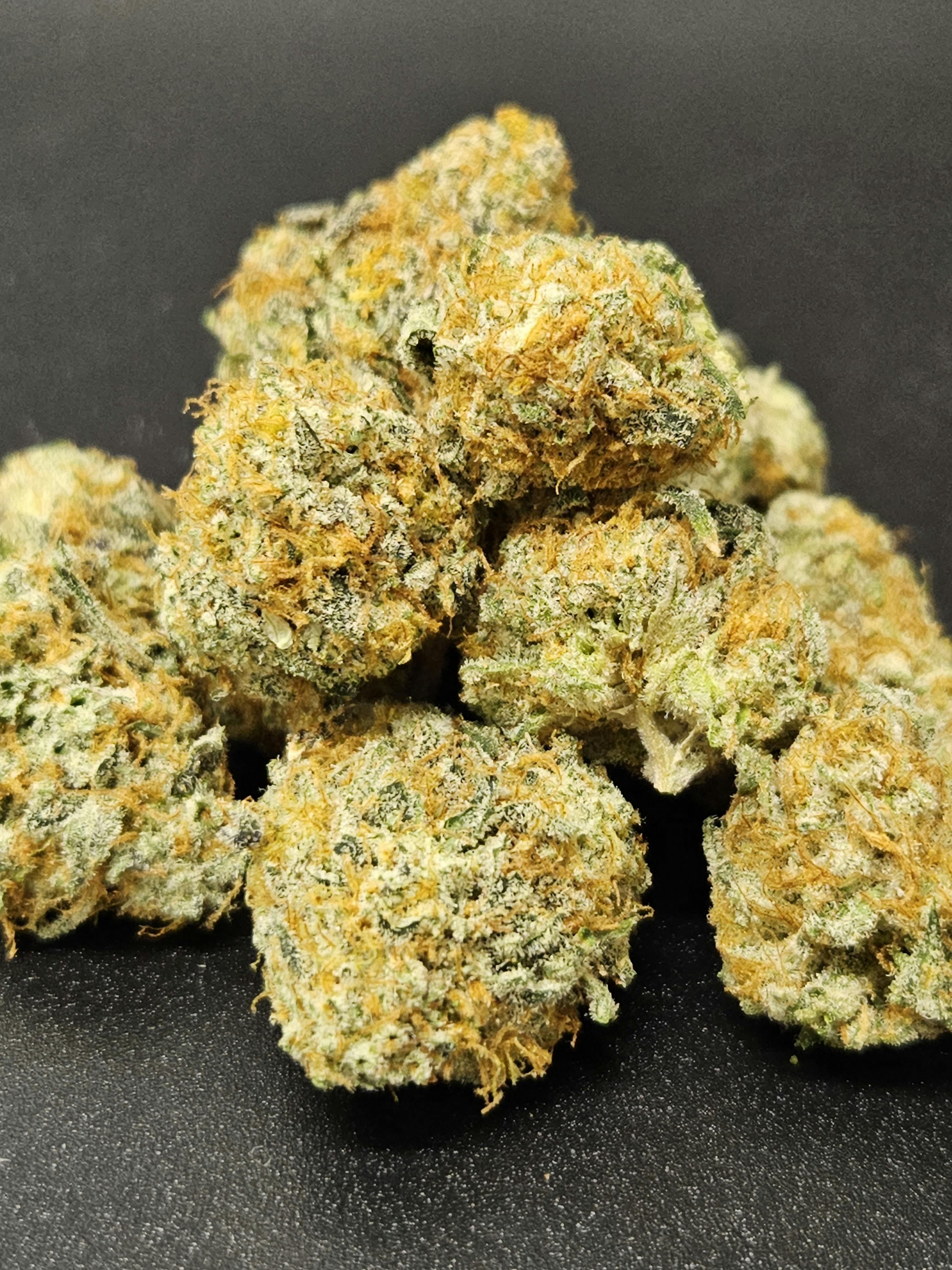 🌿 XJ-13 – Citrus Pine