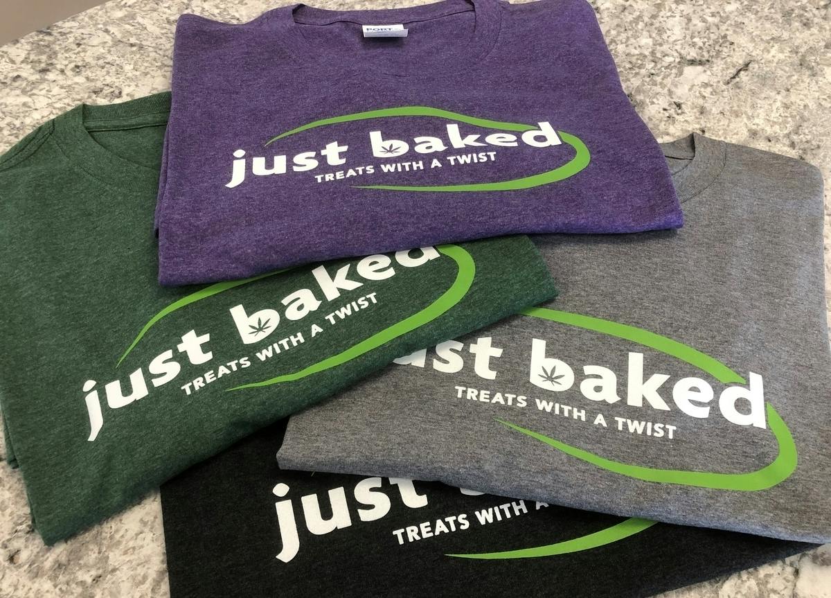 Just Baked | T-Shirt