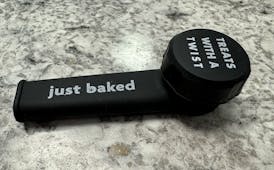 Just Baked | Silicone Pipe
