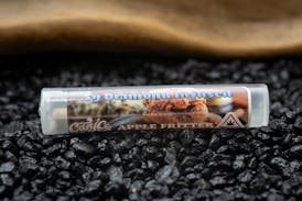 Diamond Infused .5g Pre-Roll- Apple Fritter