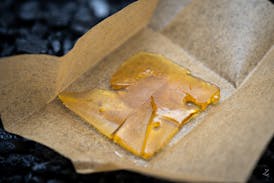 Honeycomb Pave - Shatter - BUY 2 GET 1 FREE ALL SHATTER GRAMS!