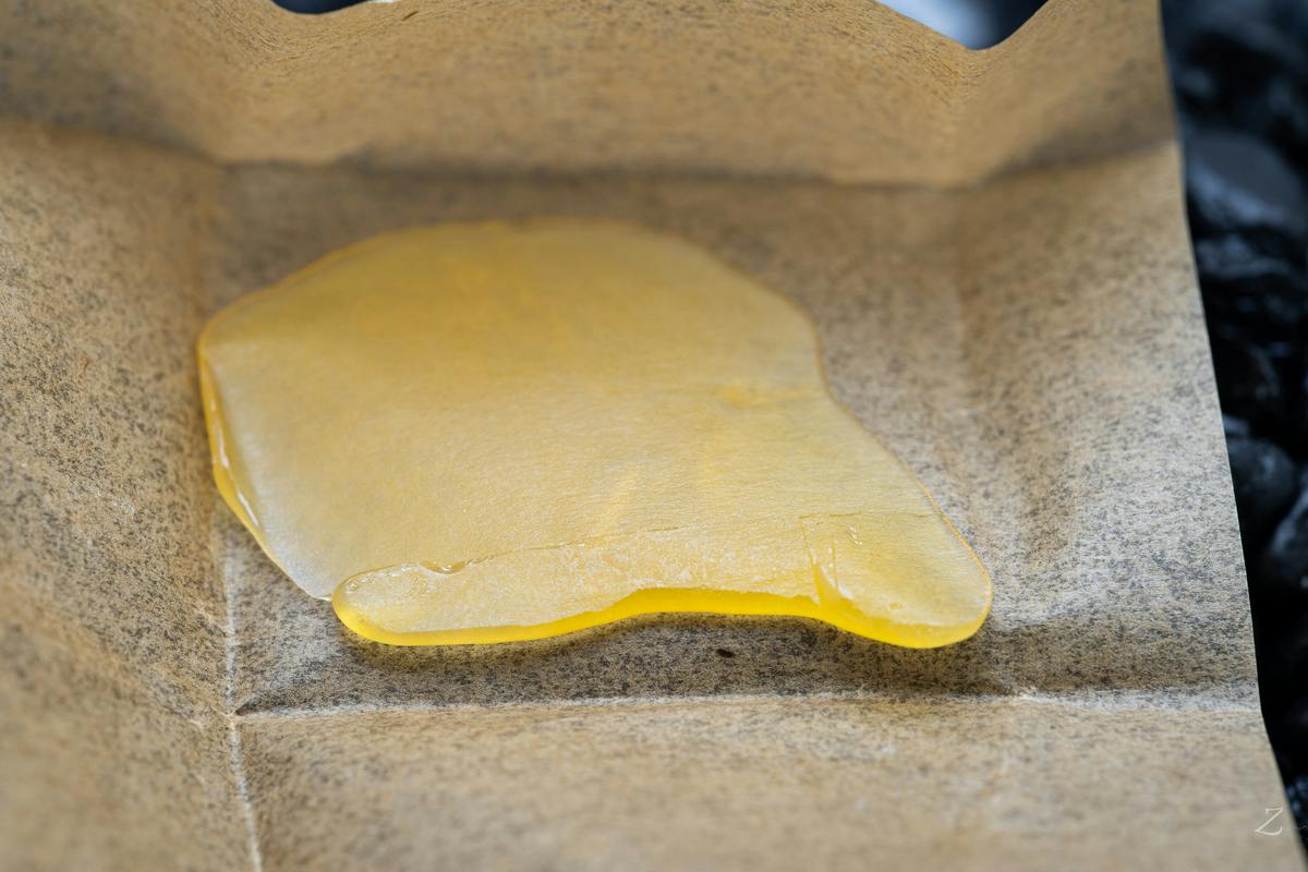 Shatter - HYBRID - WEB SPECIAL $10 GRAMS!