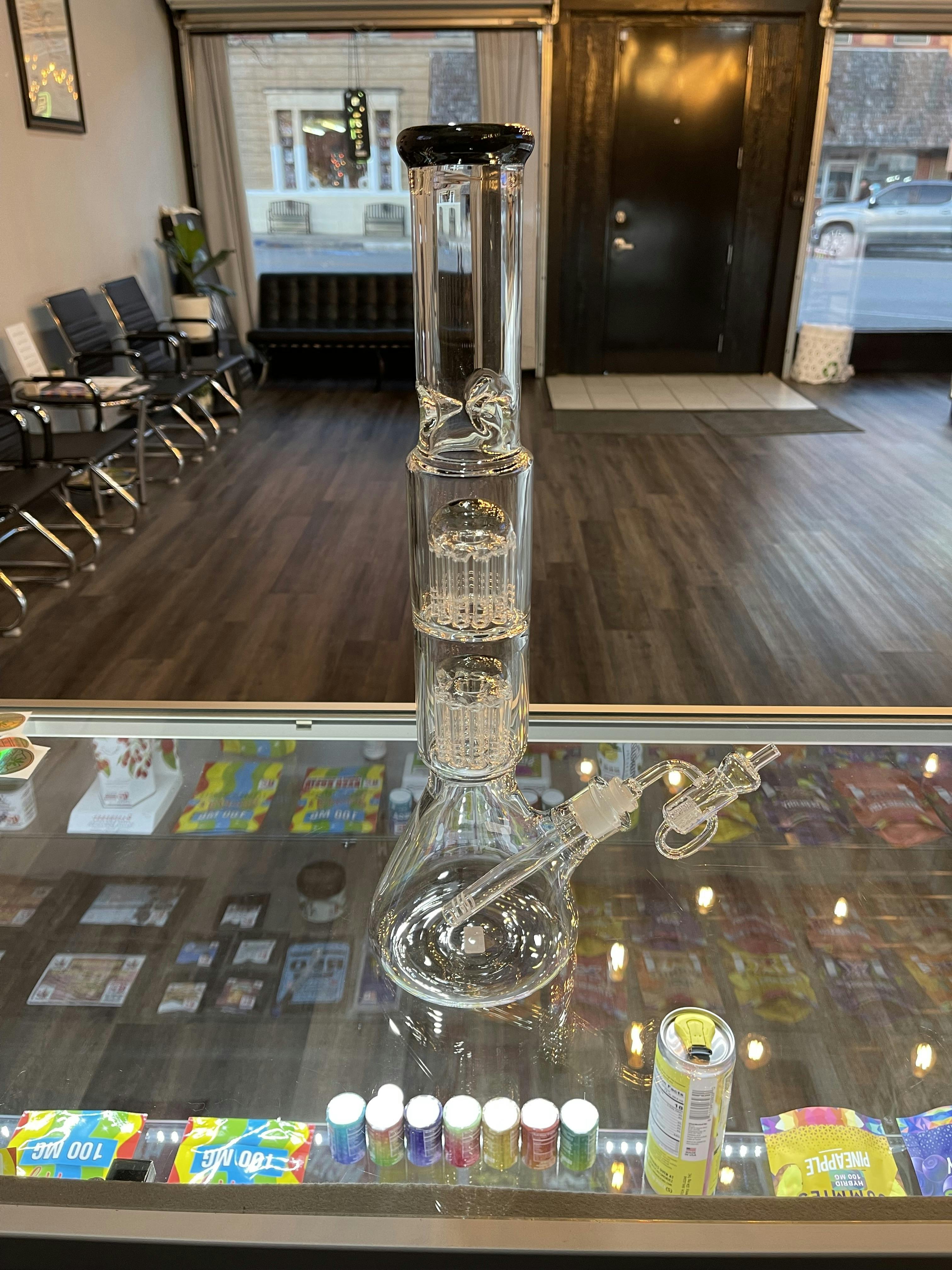 $100 Bong