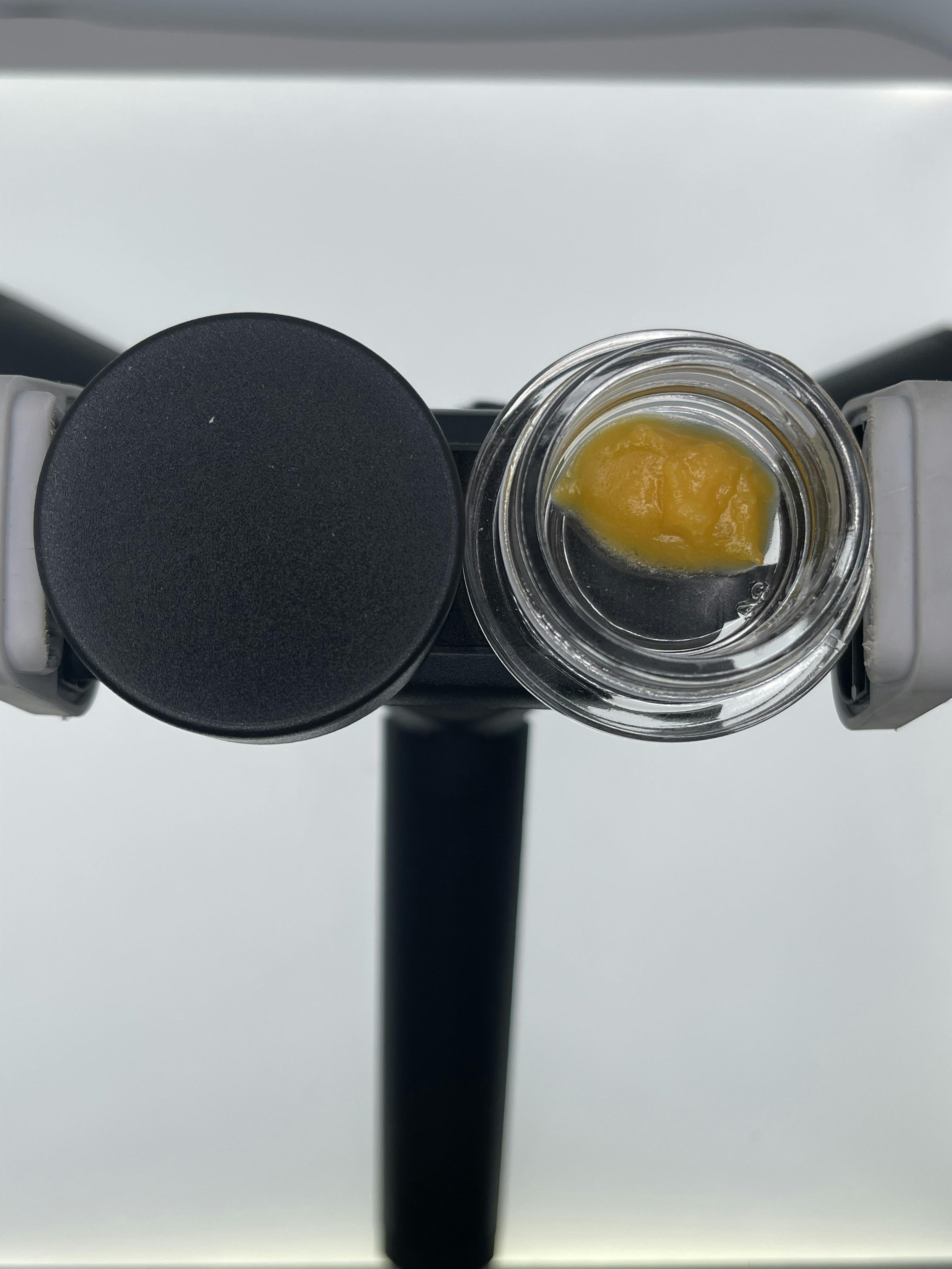 Molten Lava 1g Live Resin (White Mousse)