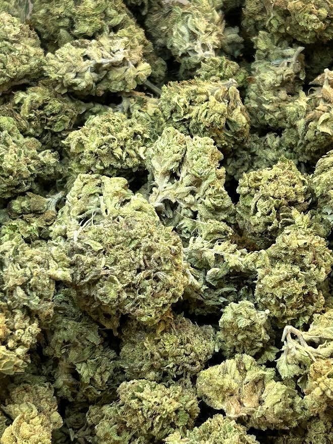 Humboldt Pound Cake | 1g at Livwell Meds Sulphur
